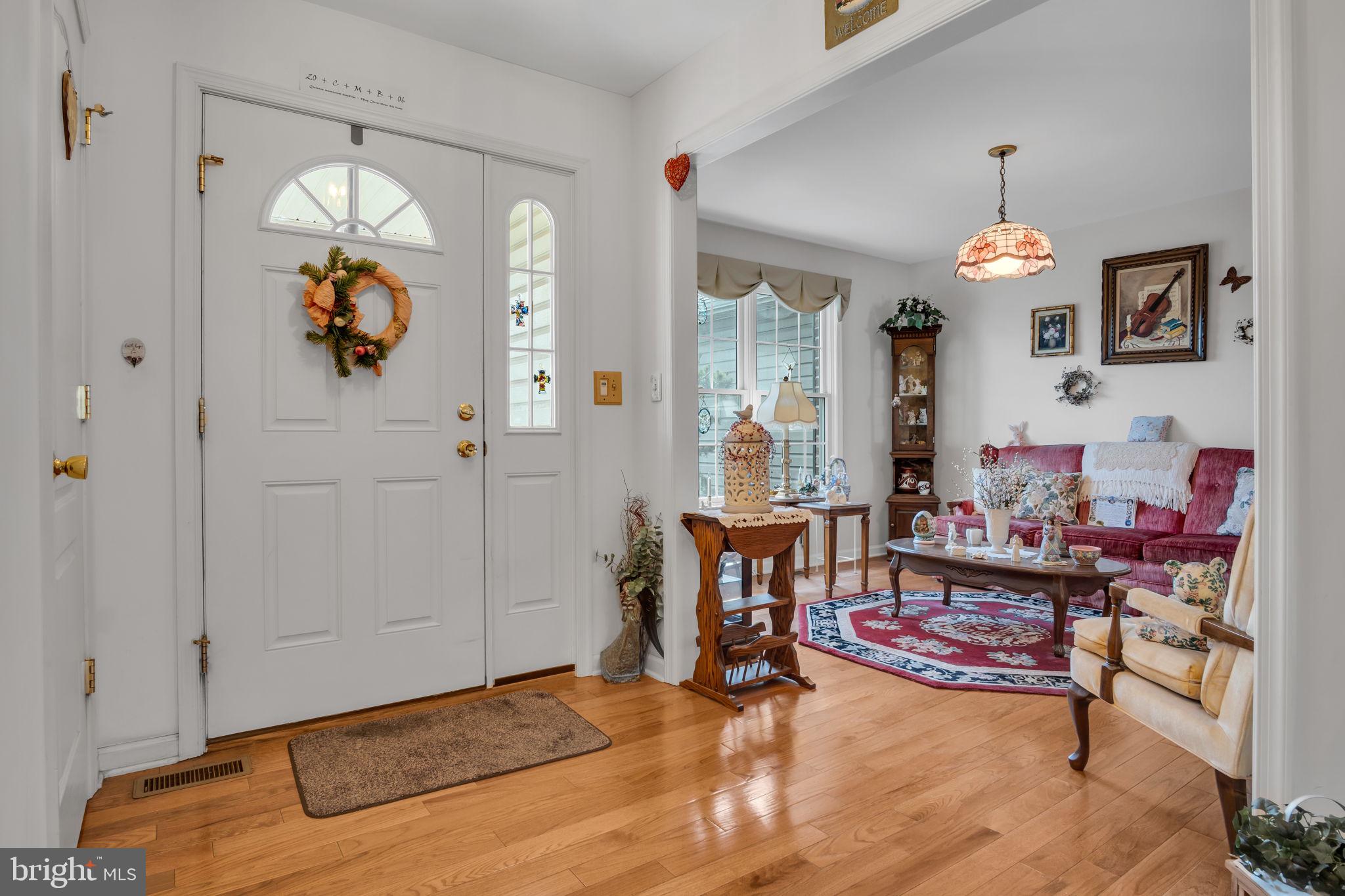 7 LARCH LANE
