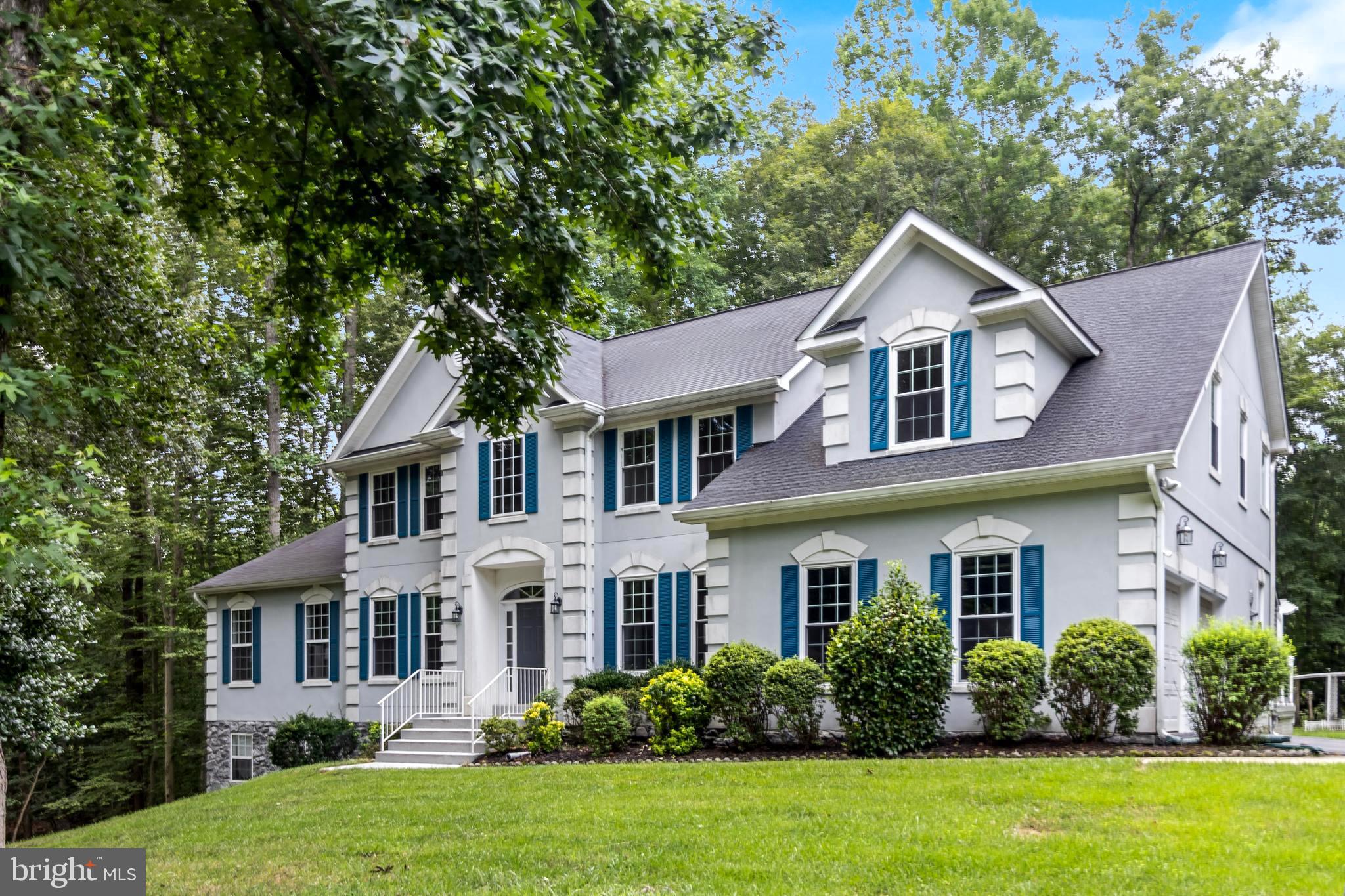 LOCUST GROVE ESTATES - Residential