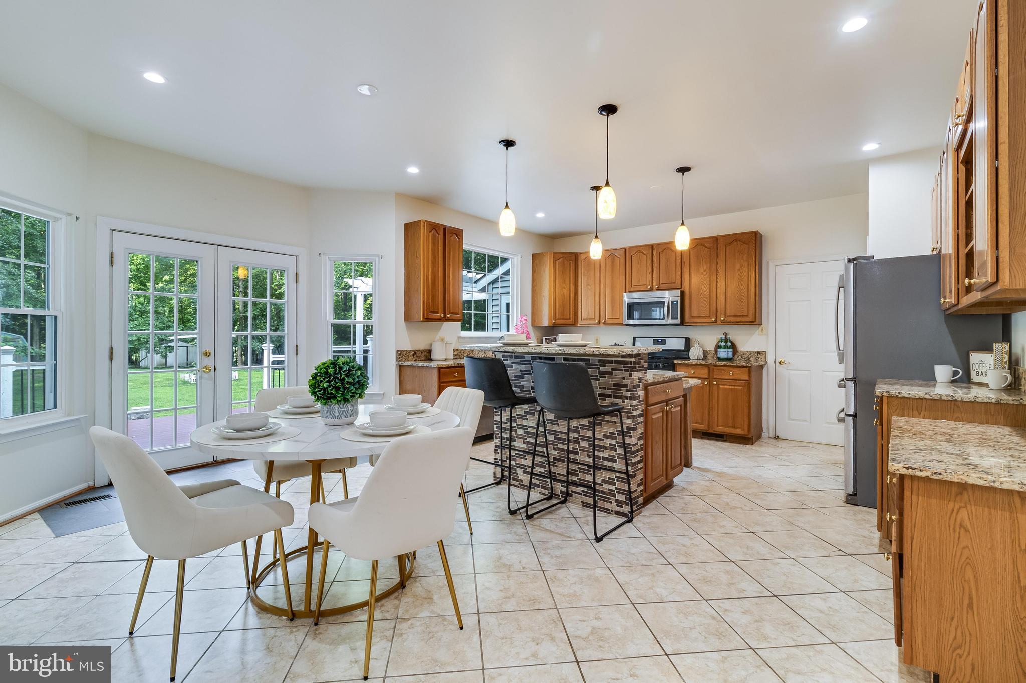 LOCUST GROVE ESTATES - Residential