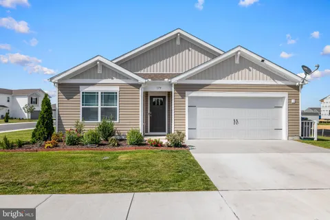 179 Pond View Lane, Seaford, DE MLS: DESU2089354
