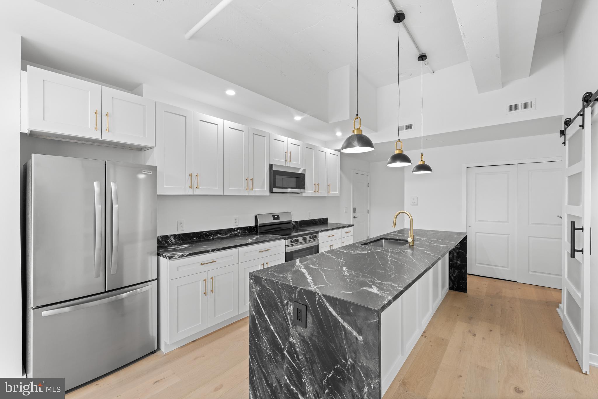 36 N NARBERTH AVENUE 1B