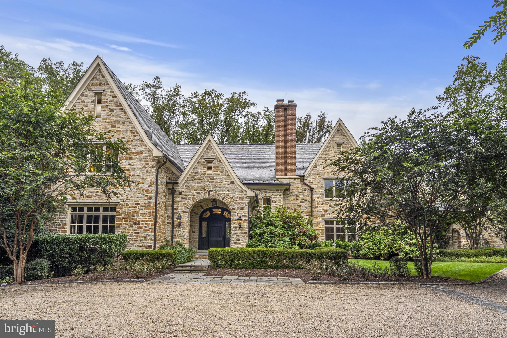 LANGLEY FARMS - Residential