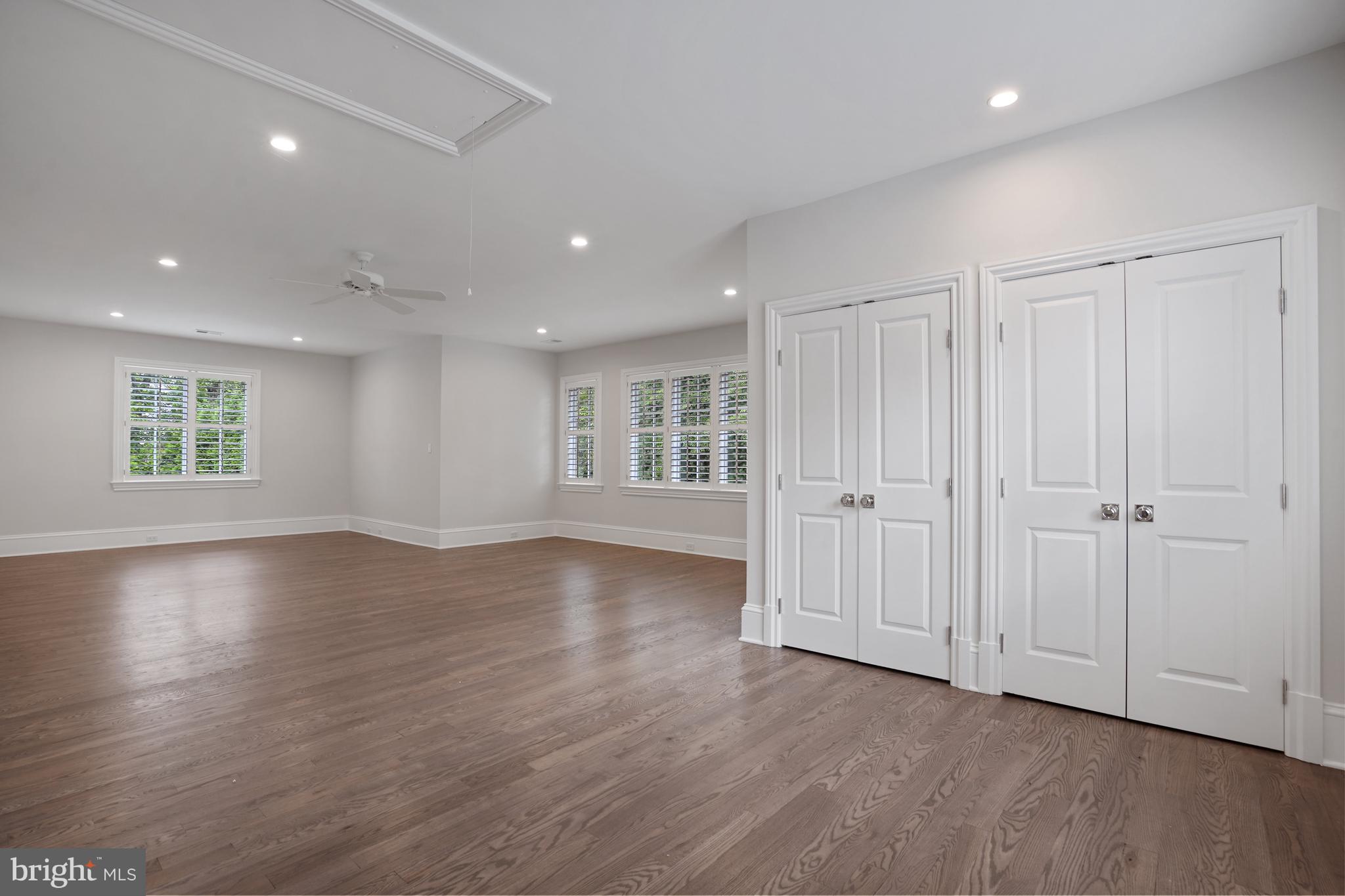 LANGLEY FARMS - Residential