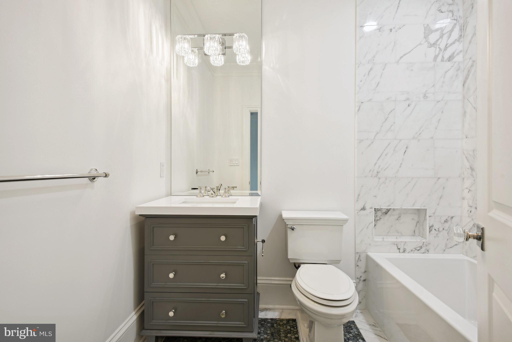 LANGLEY FARMS - Residential