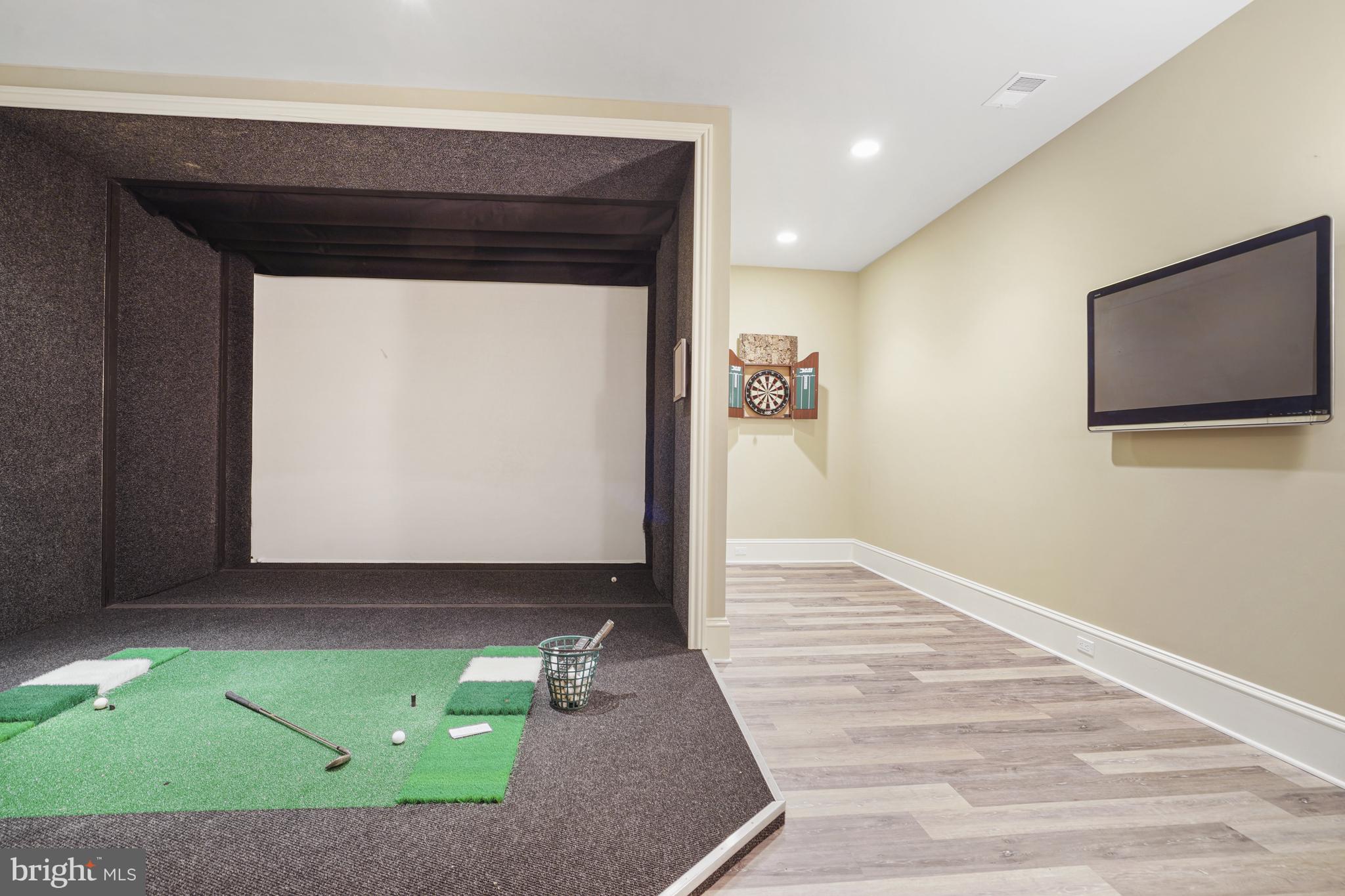 LANGLEY FARMS - Residential