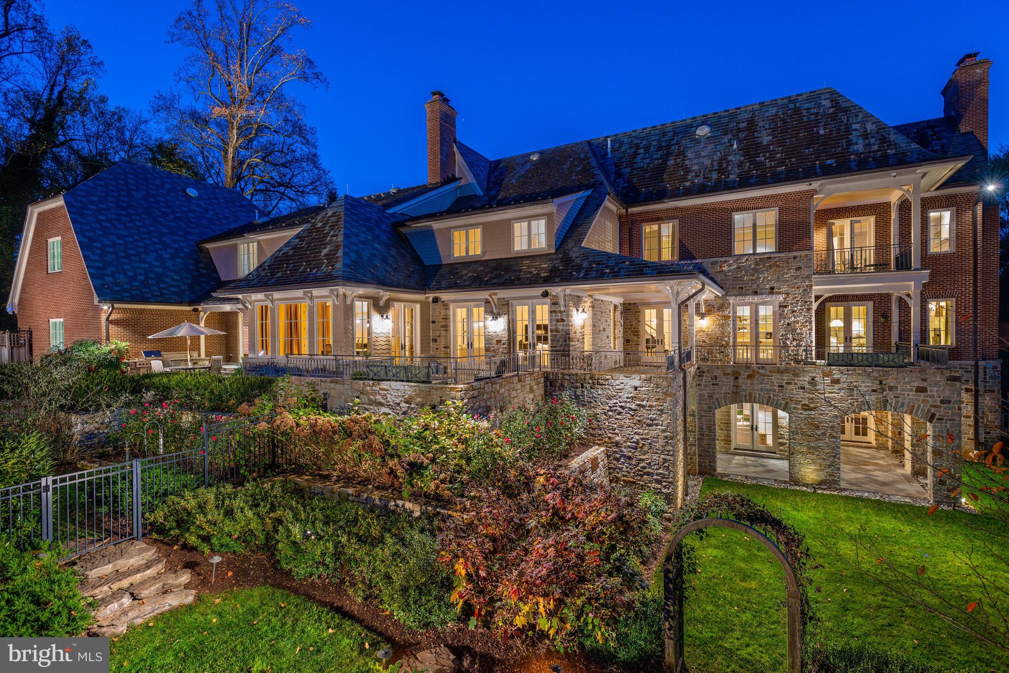 LANGLEY FARMS - Residential