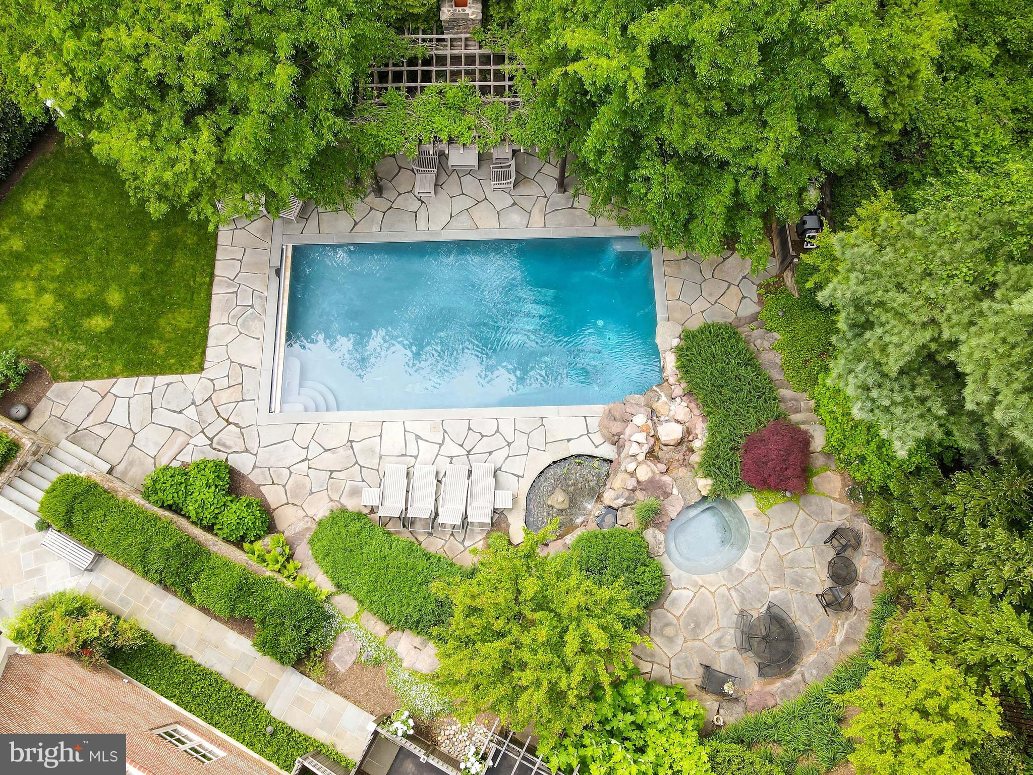 LANGLEY FARMS - Residential