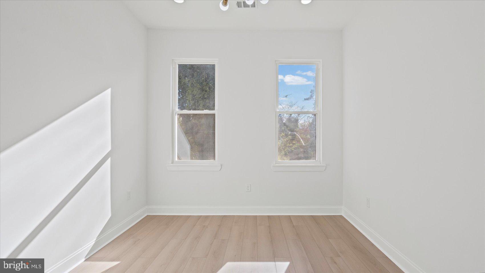 EAST BALTIMORE MIDWAY - Residential