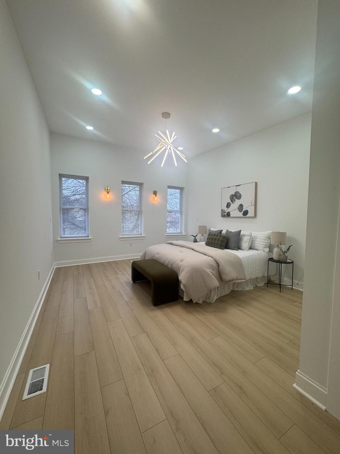 EAST BALTIMORE MIDWAY - Residential