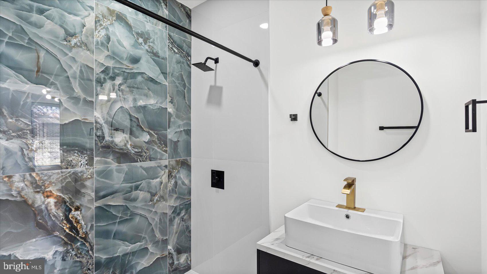 EAST BALTIMORE MIDWAY - Residential