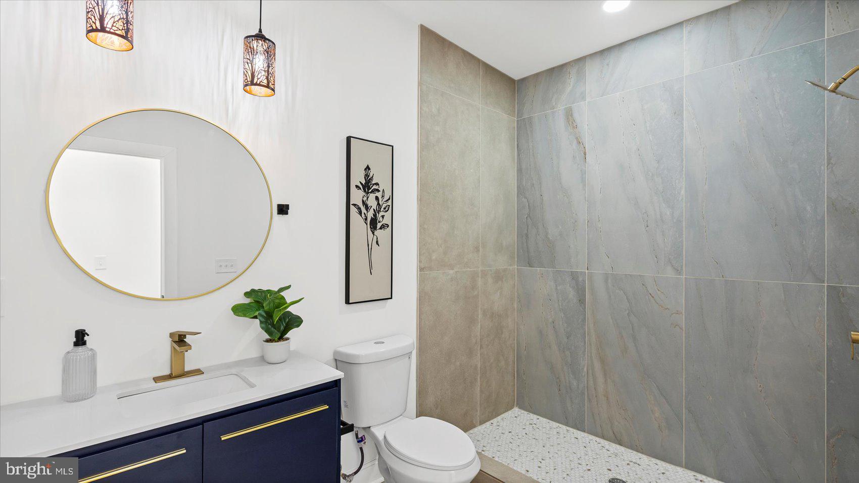 EAST BALTIMORE MIDWAY - Residential