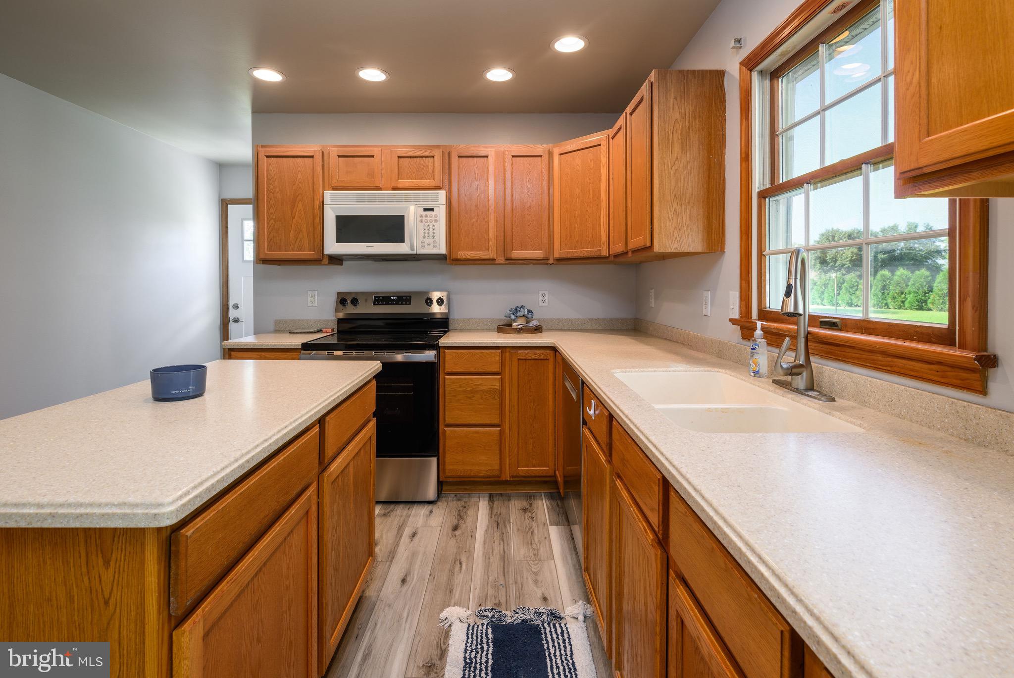 KING WILLIAMS COURT - Residential