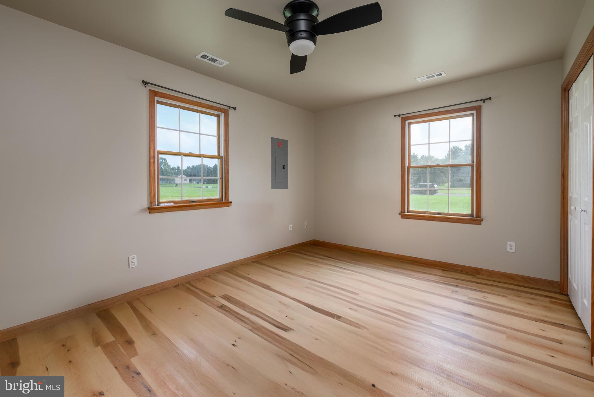 KING WILLIAMS COURT - Residential