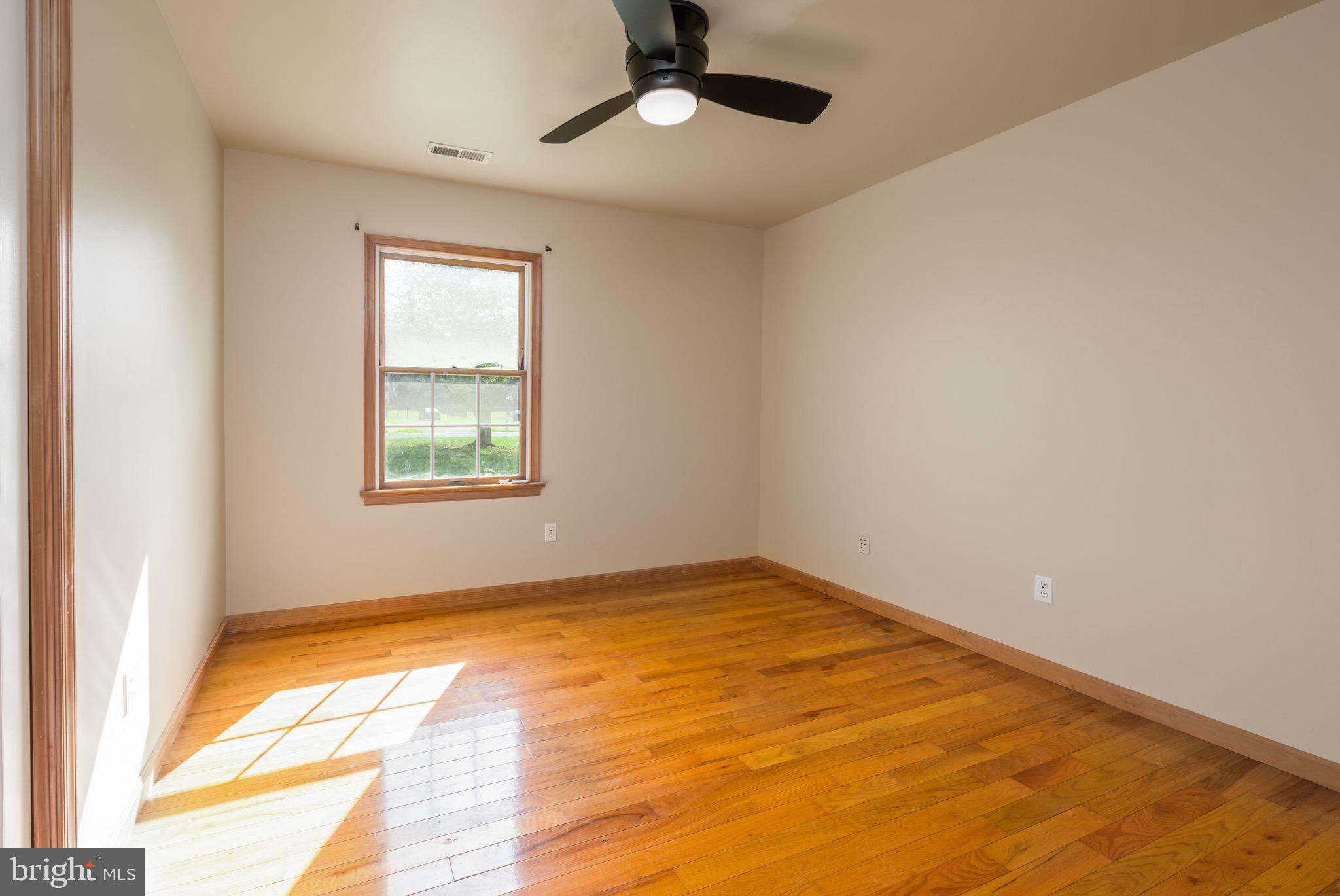 KING WILLIAMS COURT - Residential