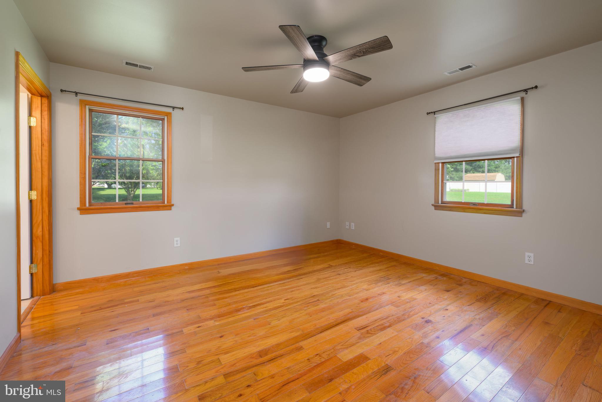 KING WILLIAMS COURT - Residential