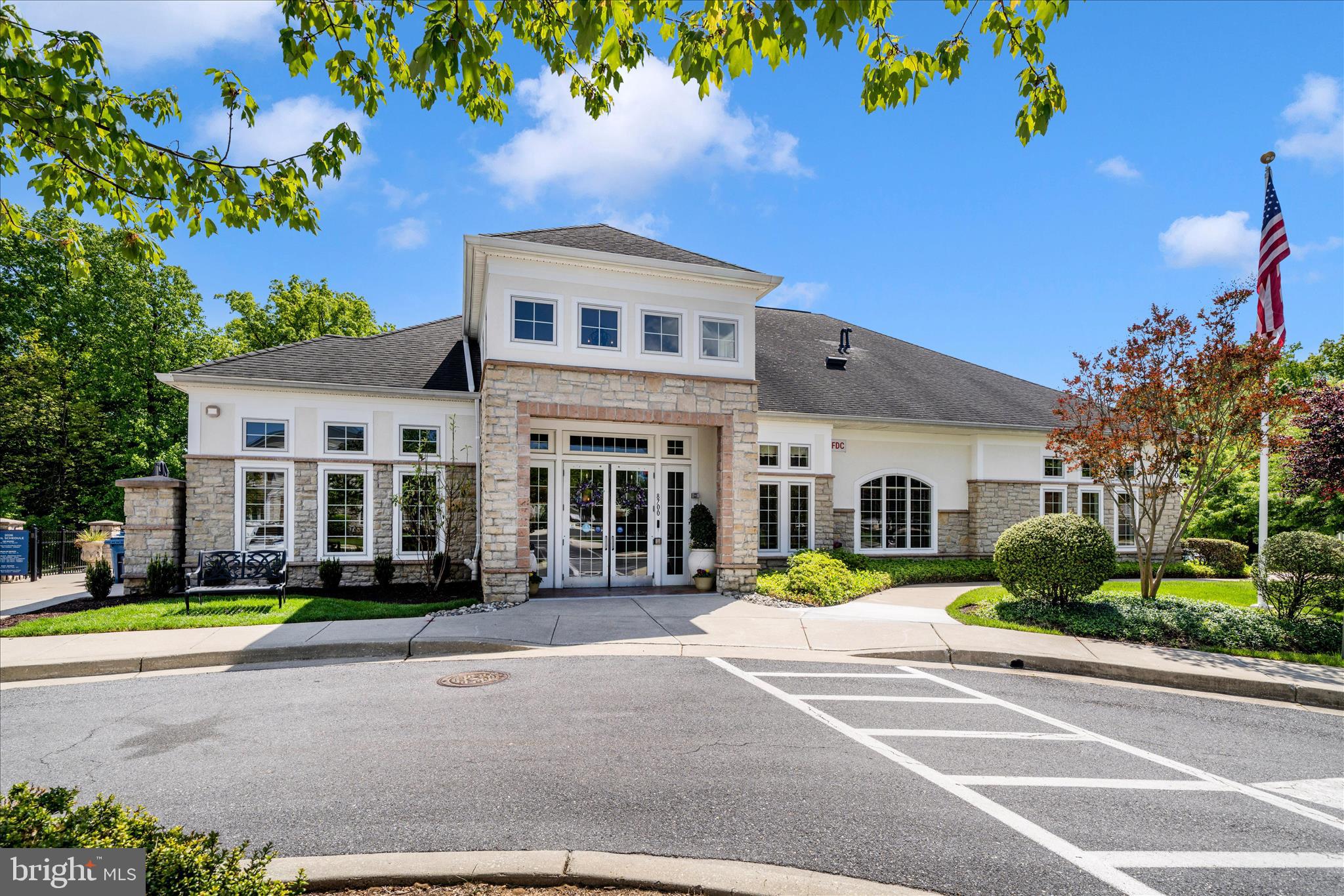 KENDALL OVERLOOK CONDOMINIUMS - Residential