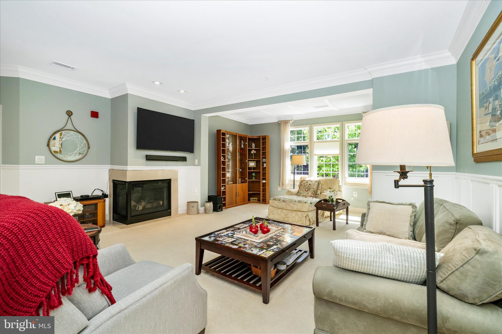 KENDALL OVERLOOK CONDOMINIUMS - Residential