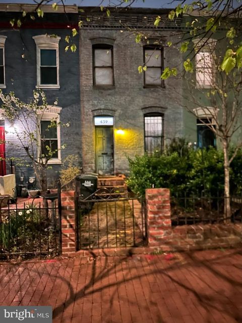 439 5TH STREET NE WASHINGTON DC 20002