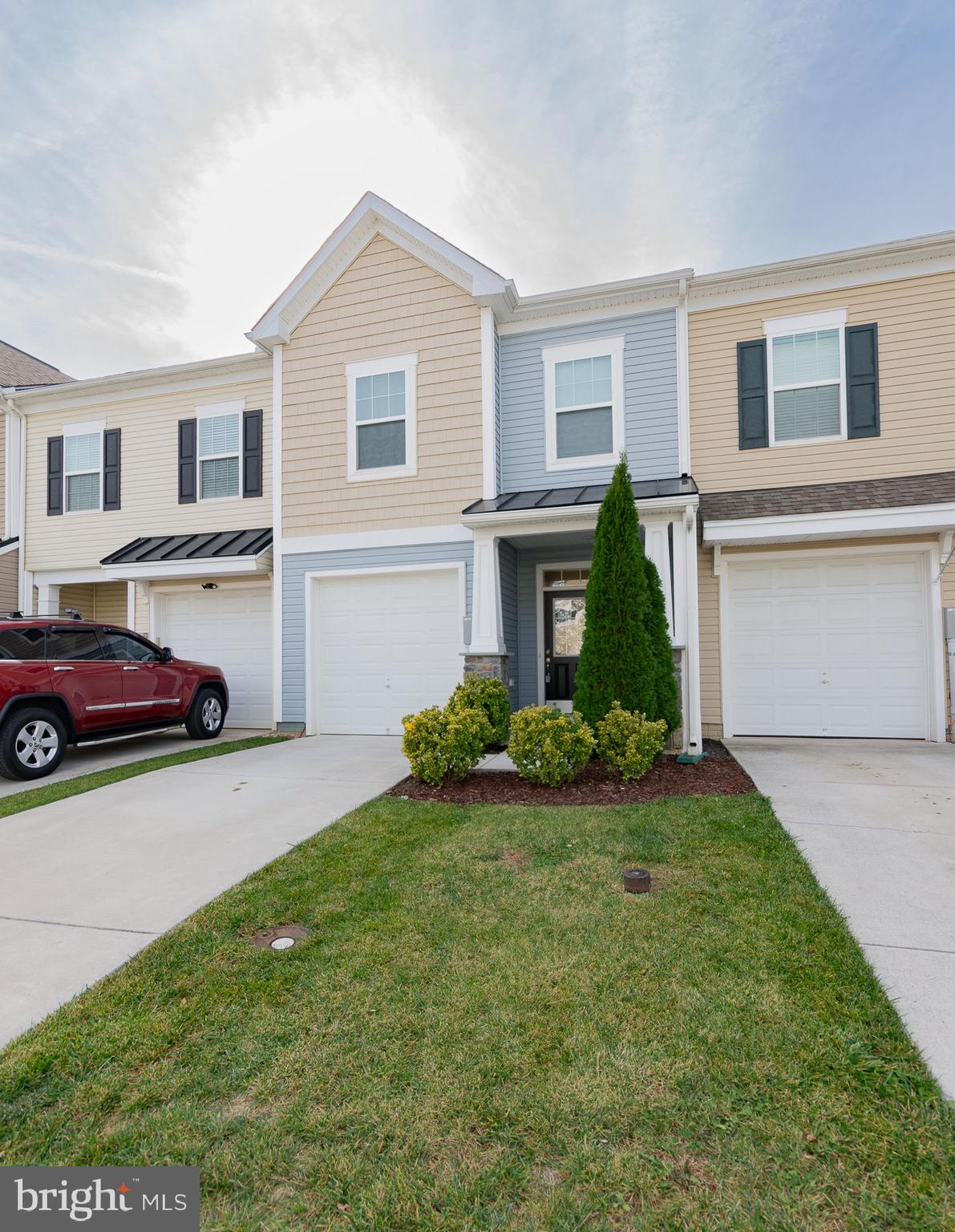 THE GALLERY - Residential Lease