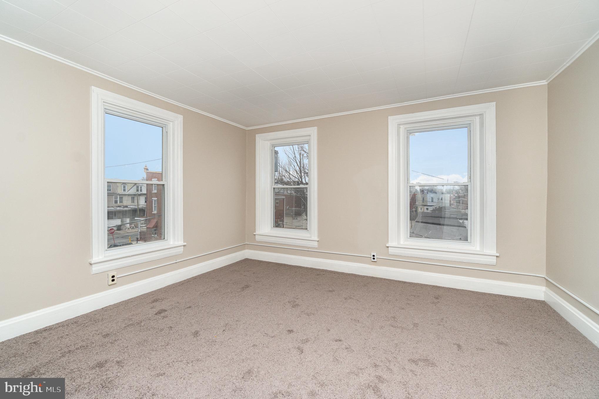 ALLISON HILL - Residential