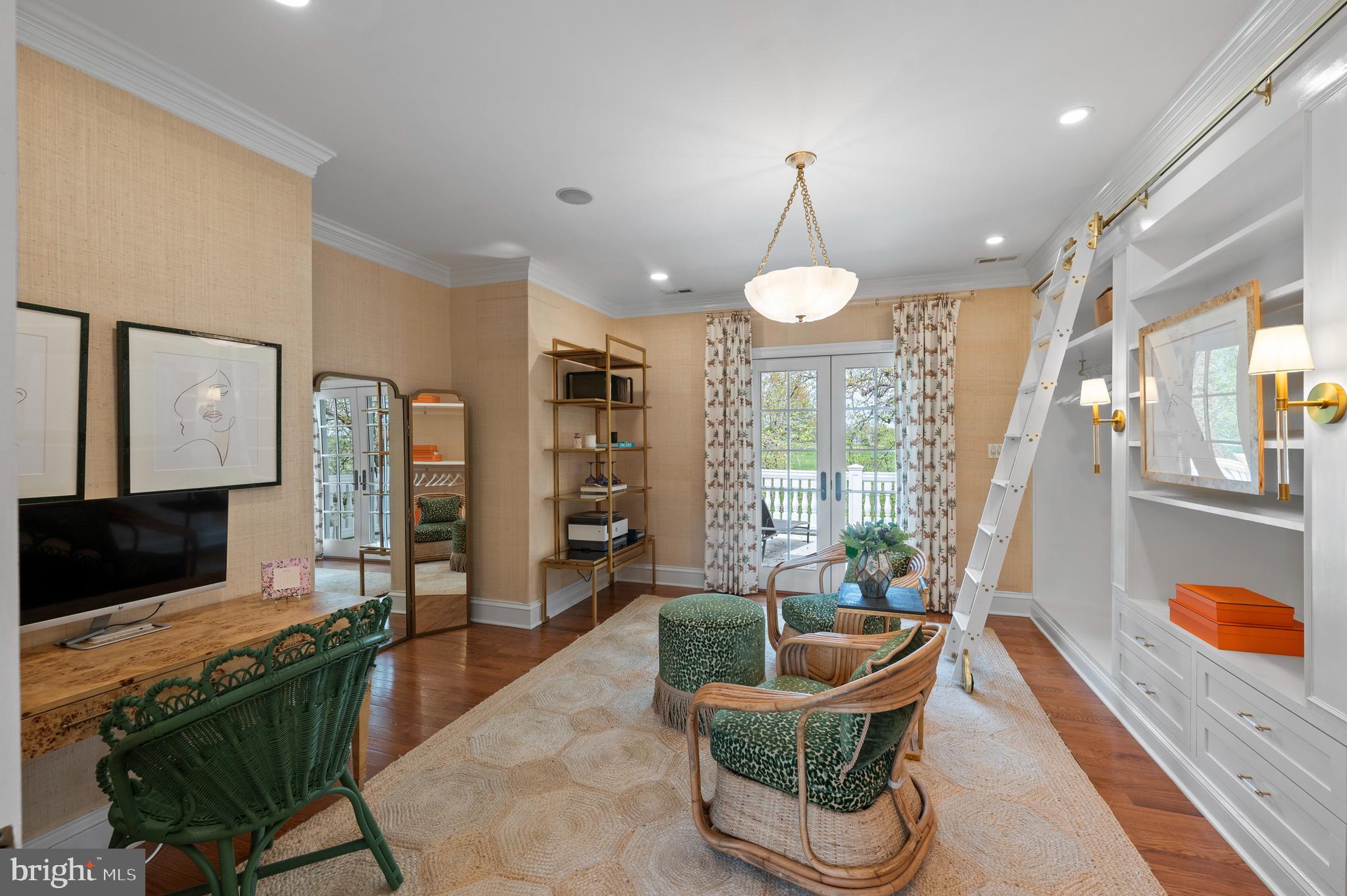 GLADWYNE - Residential