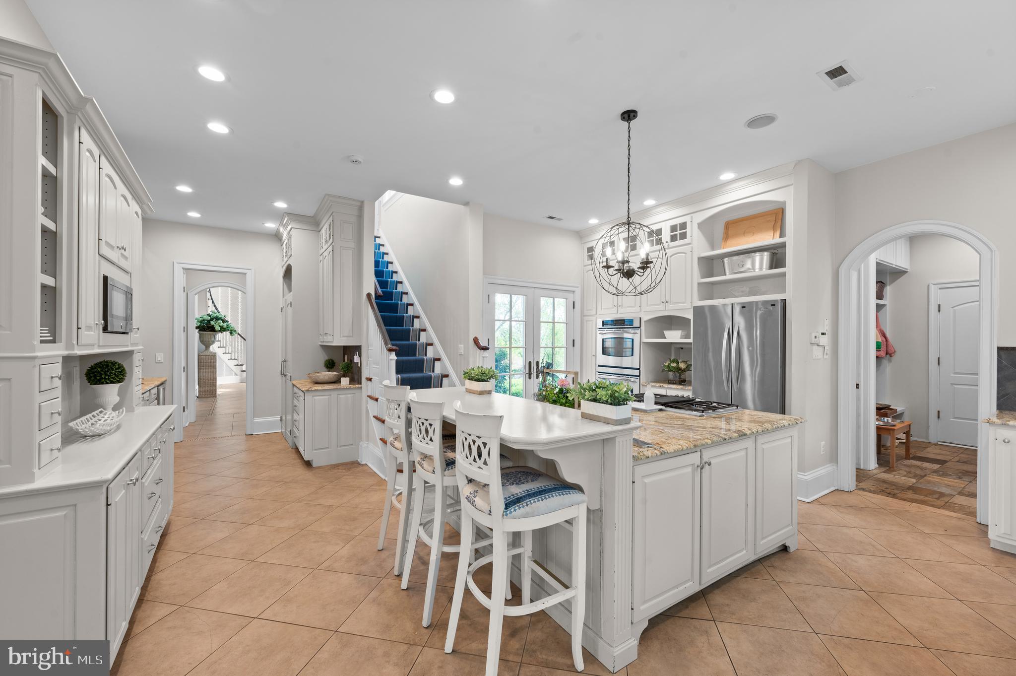 GLADWYNE - Residential