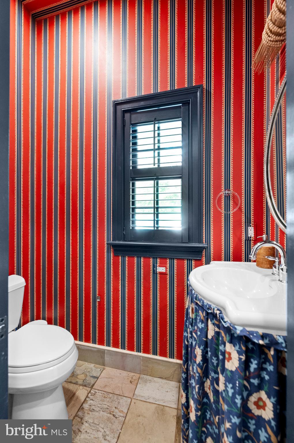 GLADWYNE - Residential