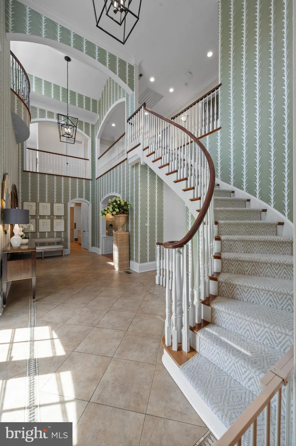 Gladwyne, Pennsylvania 19035, United States, 5 Bedrooms Bedrooms, ,7 BathroomsBathrooms,Residential,Pending,117558