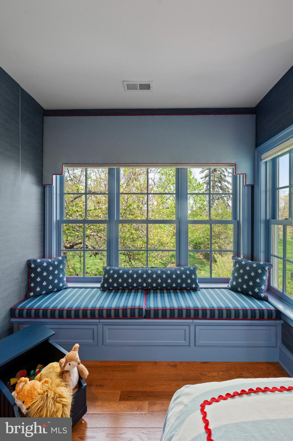 GLADWYNE - Residential