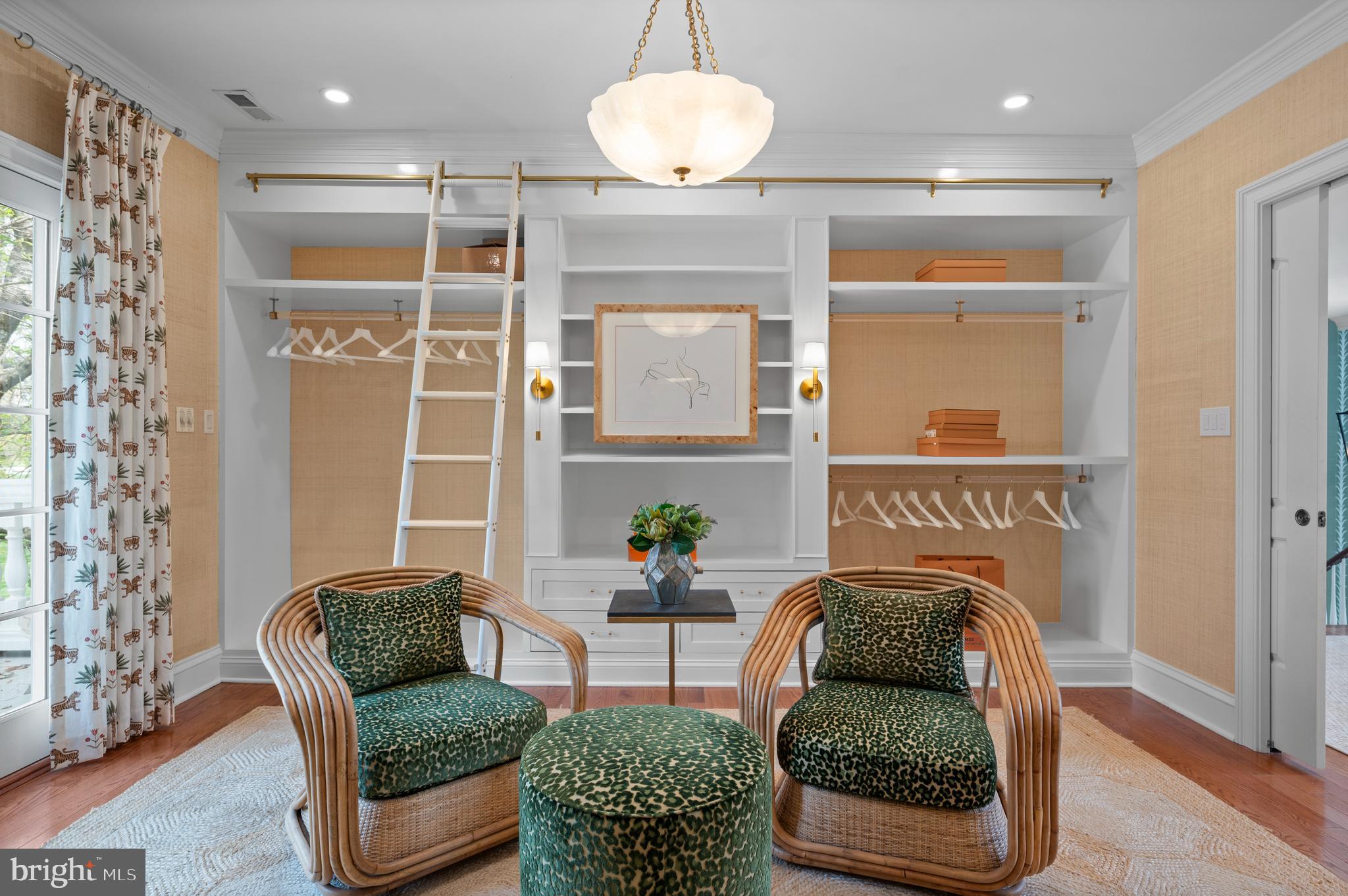 GLADWYNE - Residential