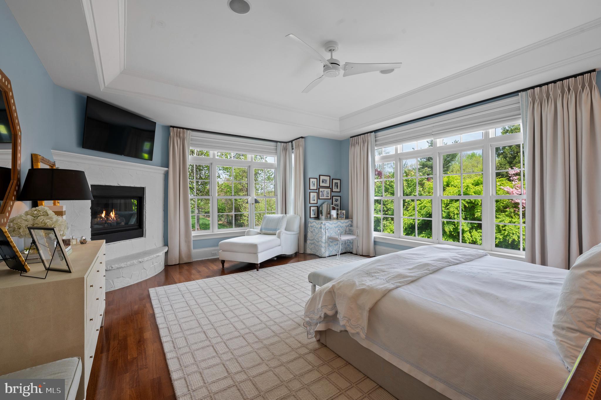 GLADWYNE - Residential