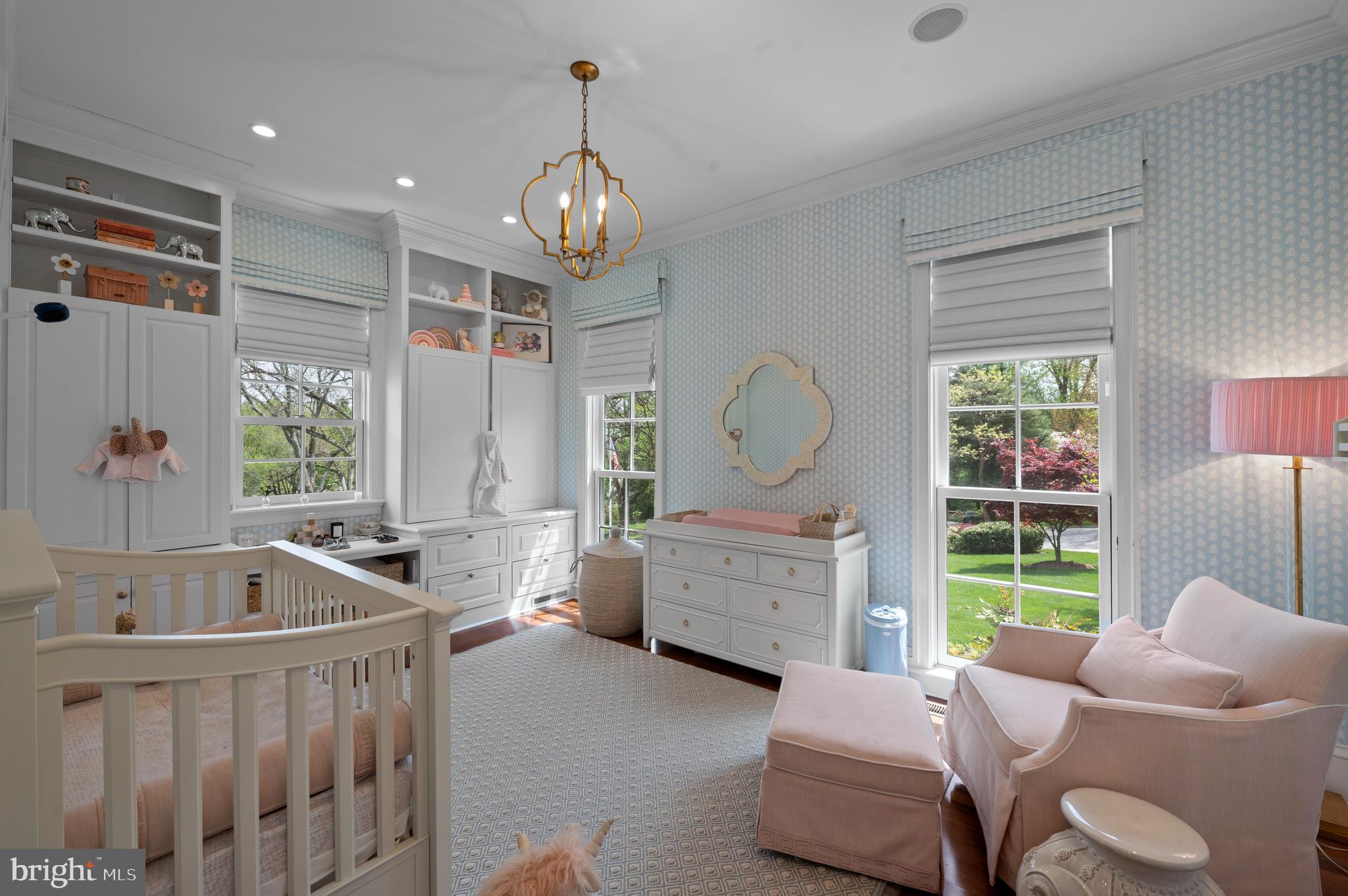 GLADWYNE - Residential