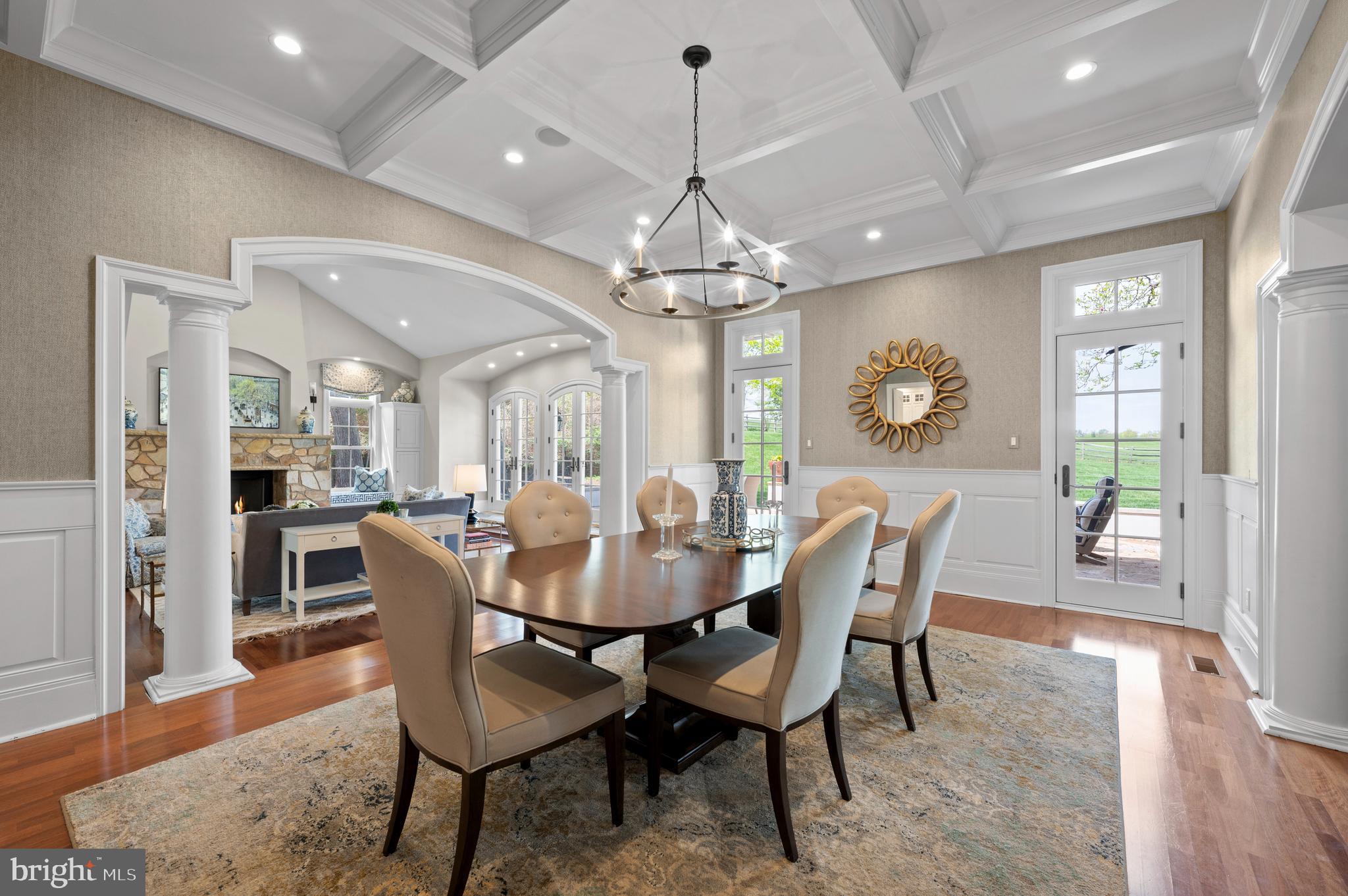 GLADWYNE - Residential