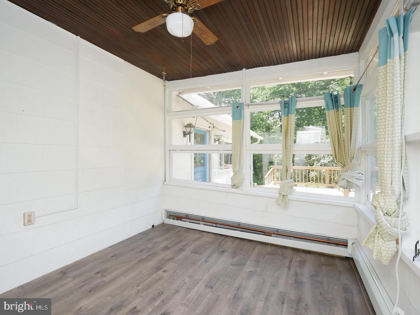 LAKELAND REVISED - Residential Lease