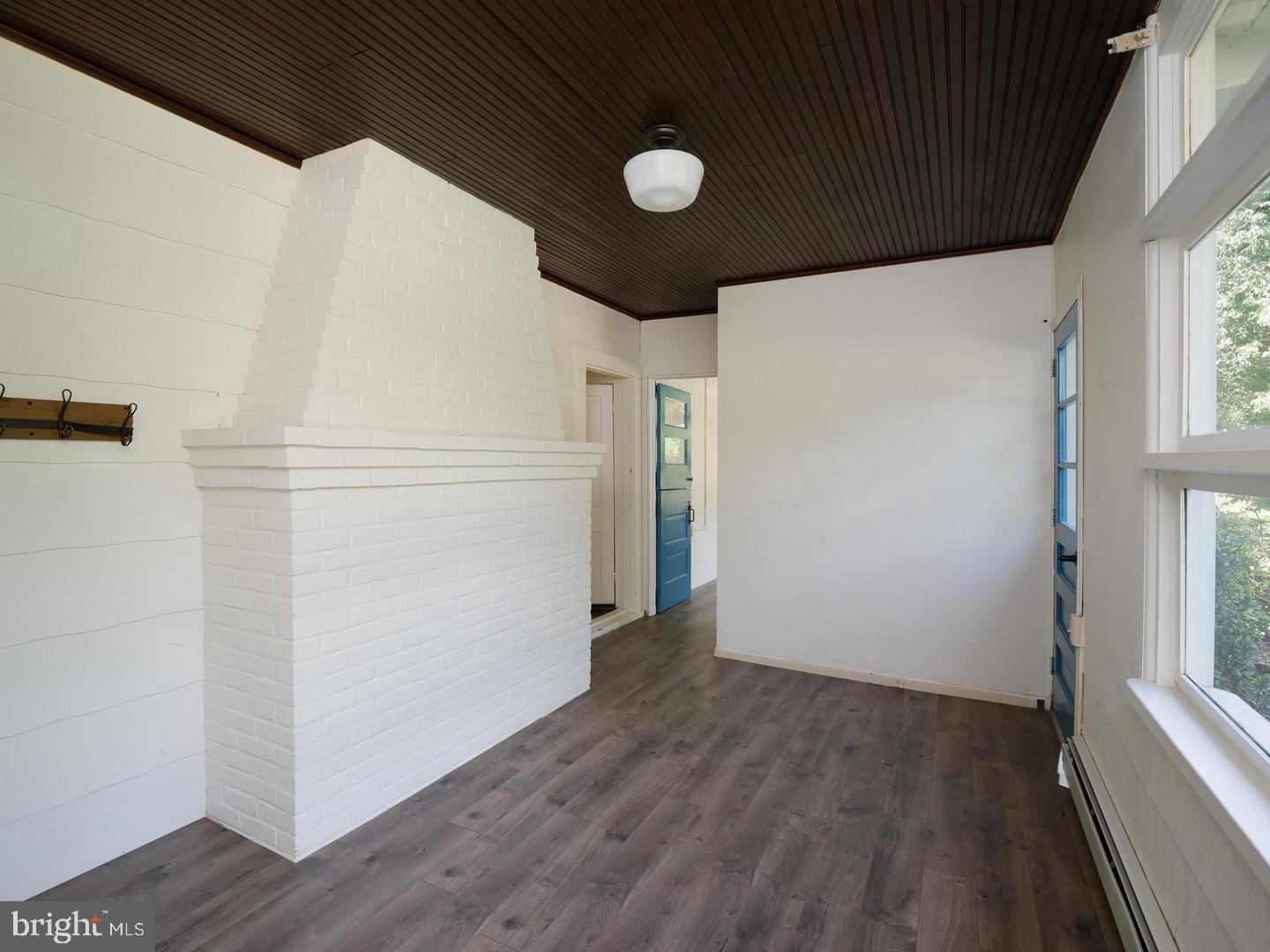 LAKELAND REVISED - Residential Lease