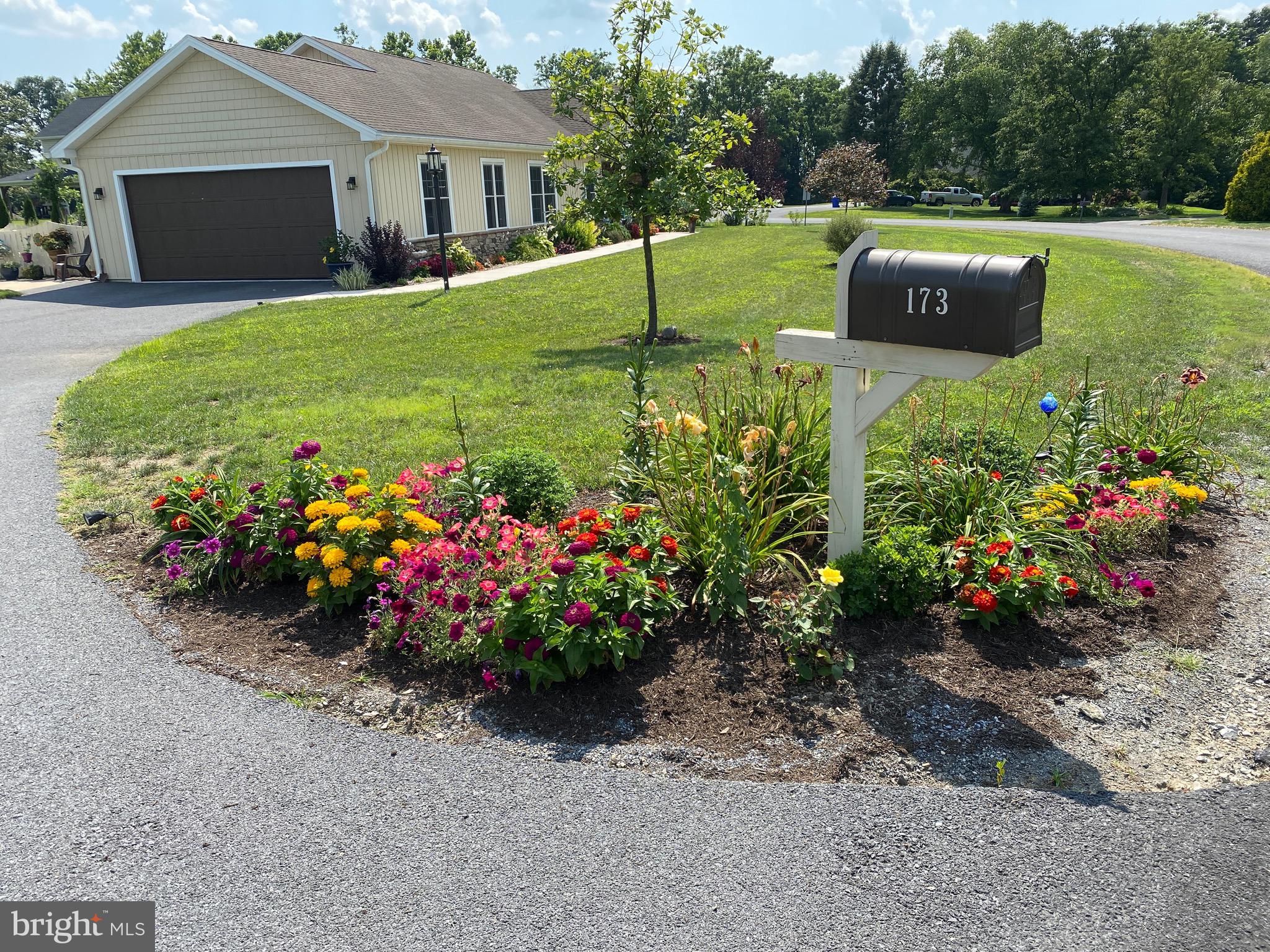 Welcome to this immacutle 5 year old custom home with a single owner. Enjoy complete one level living with no steps, ample storage in many closets of the 3 bedrooms, and an open central concept. The out of doors includes ample space and beautiful gardens, two covered patio/porch spaces, and lovely mountain views. The area is quiet, and a joy to come to peaceful environment.