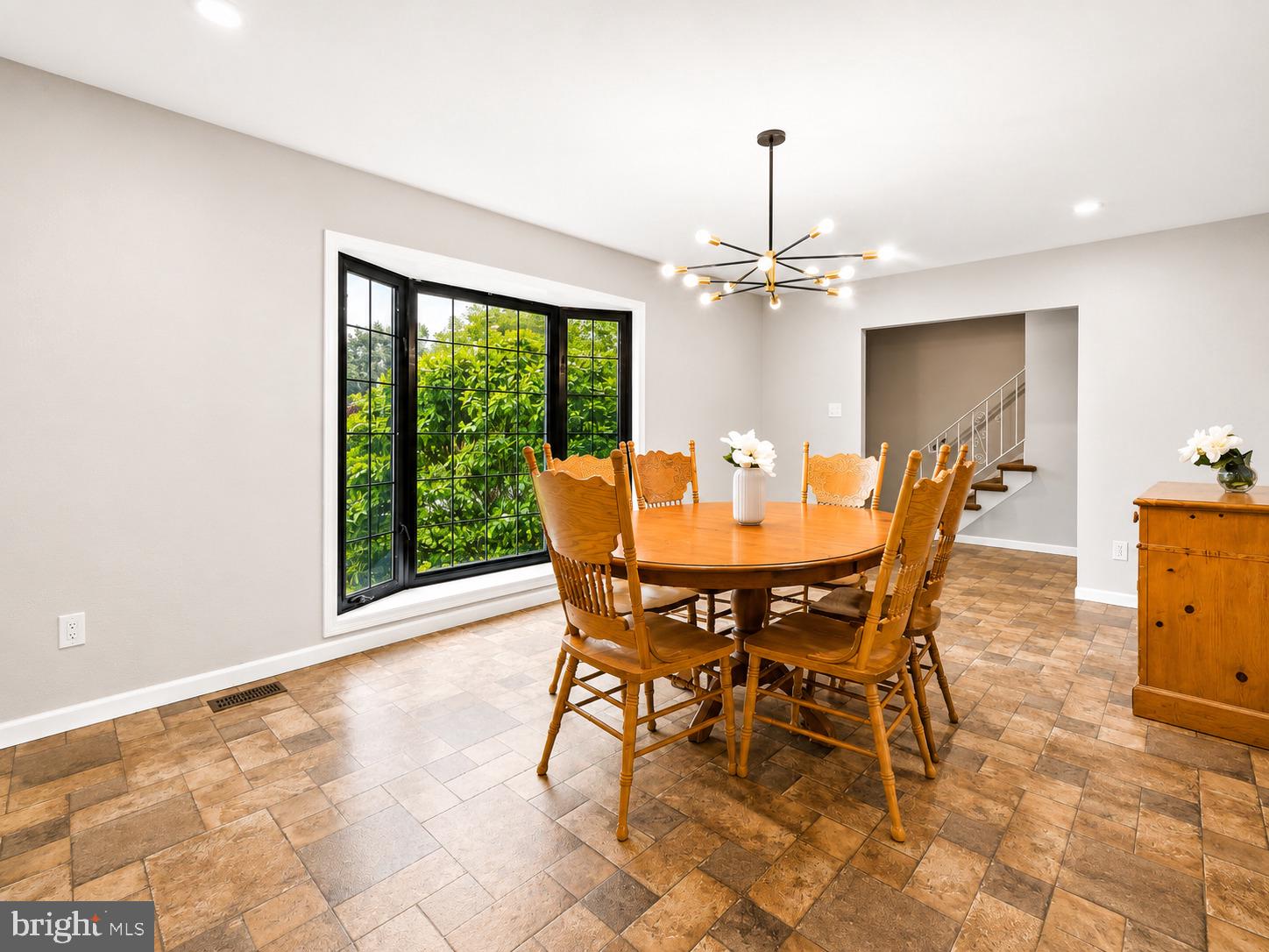 5 GOTTO LANE