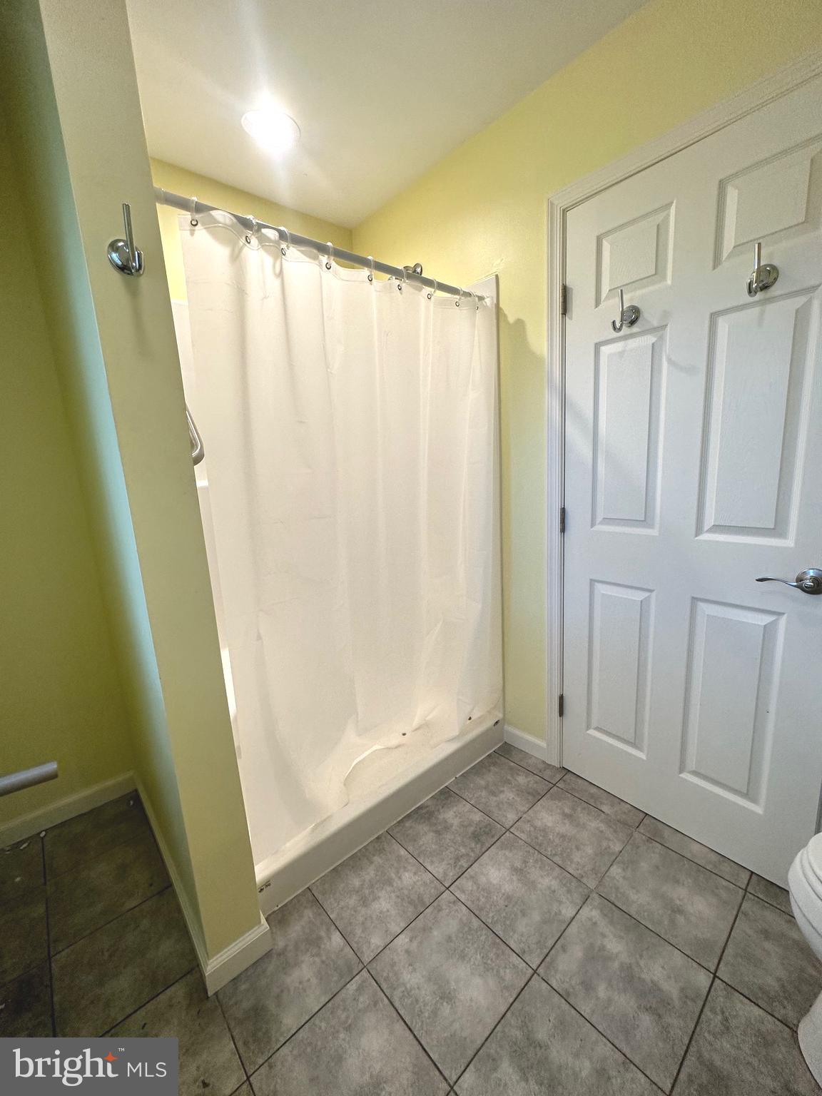 CLARKSVILLE HUNT - Residential