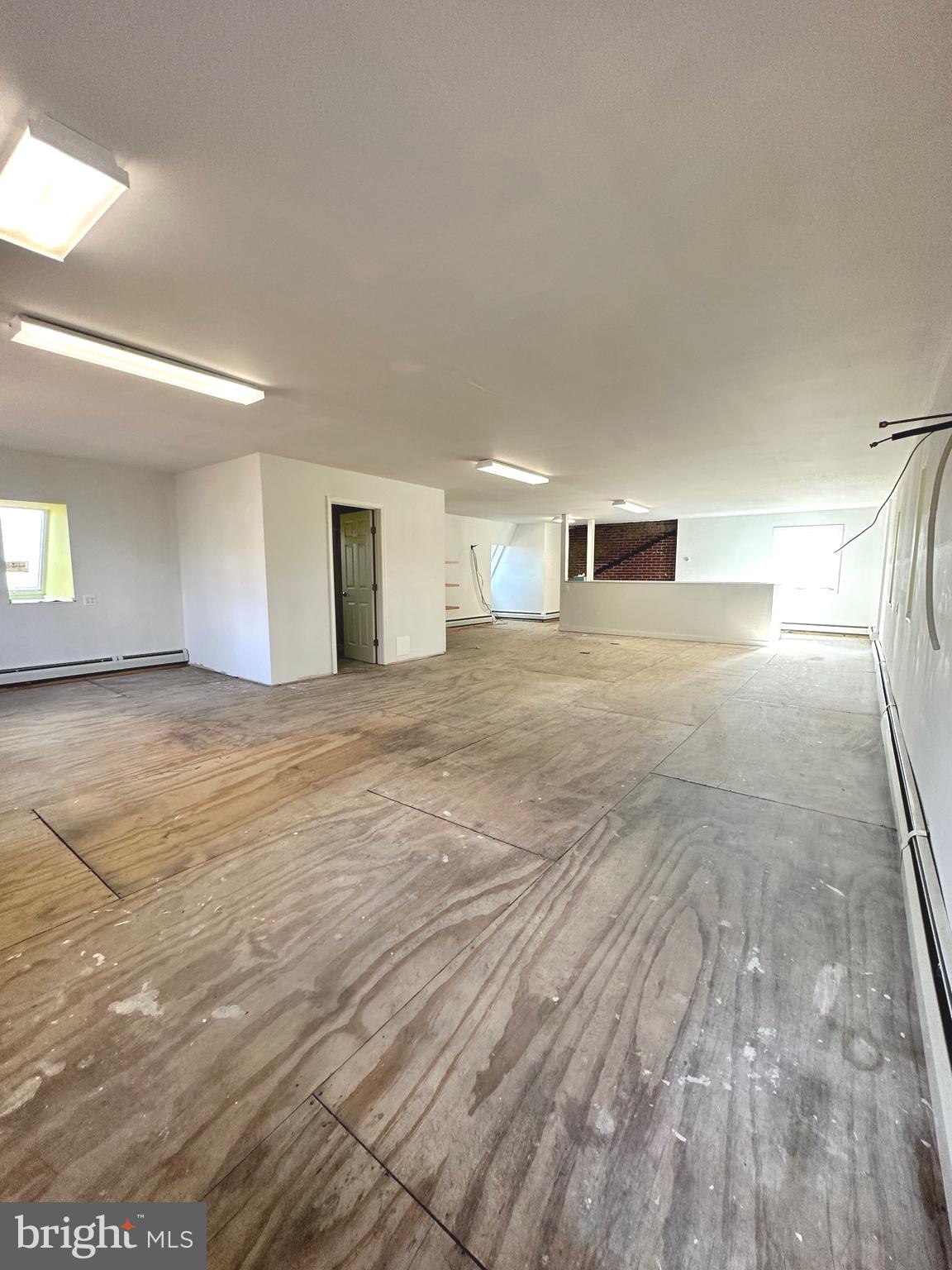 CLARKSVILLE HUNT - Residential