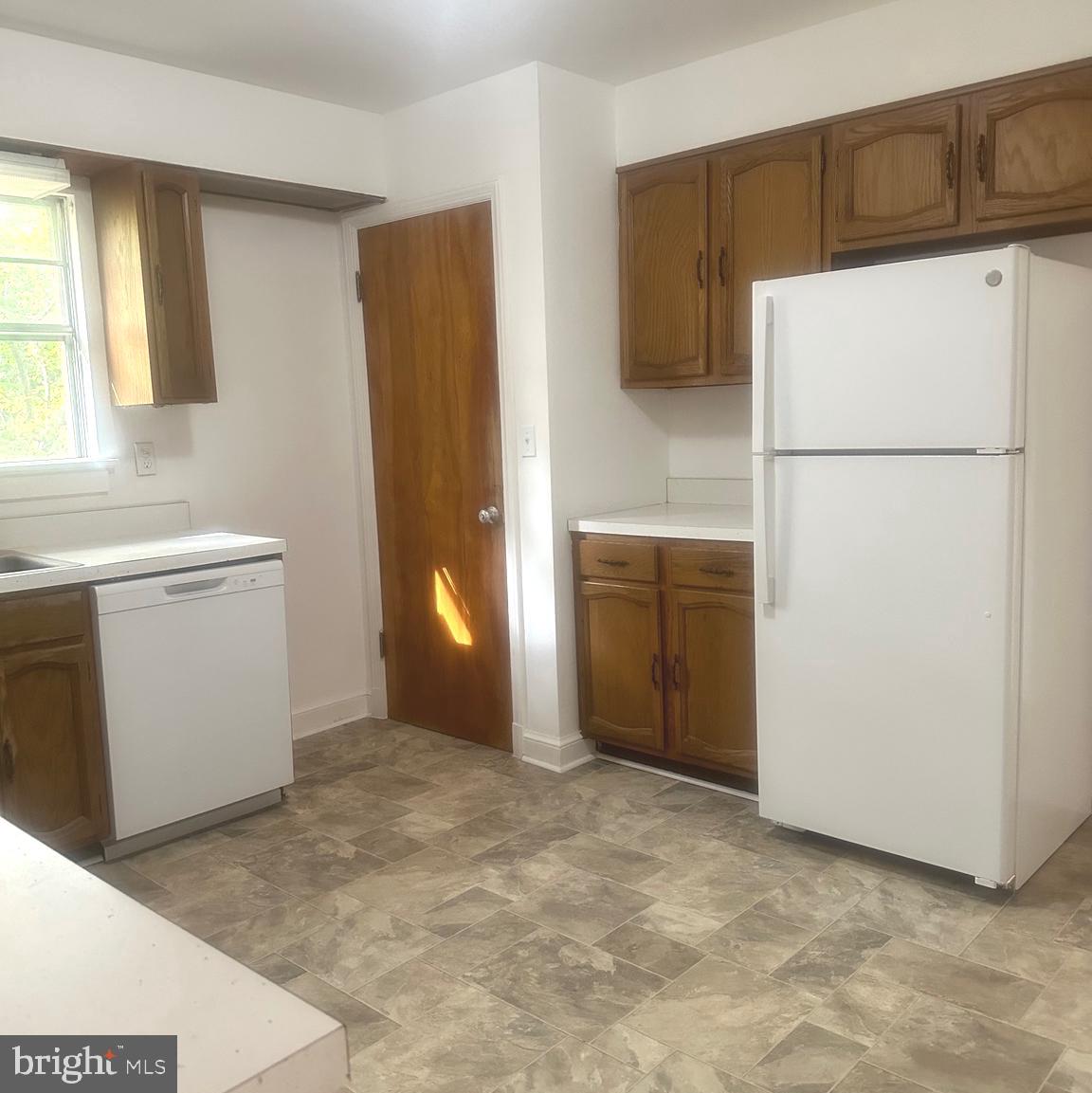 CLARKSVILLE HUNT - Residential