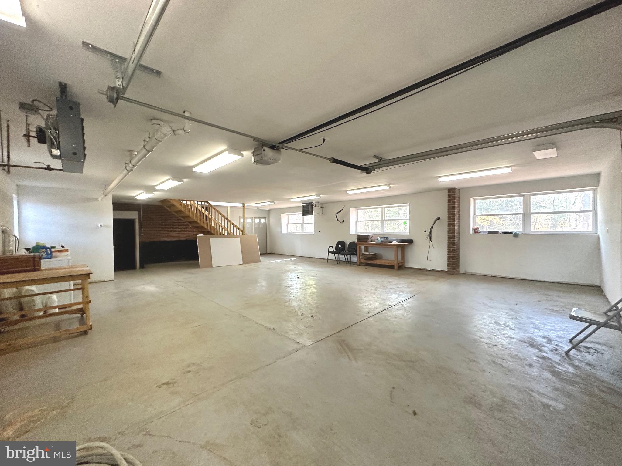 CLARKSVILLE HUNT - Residential