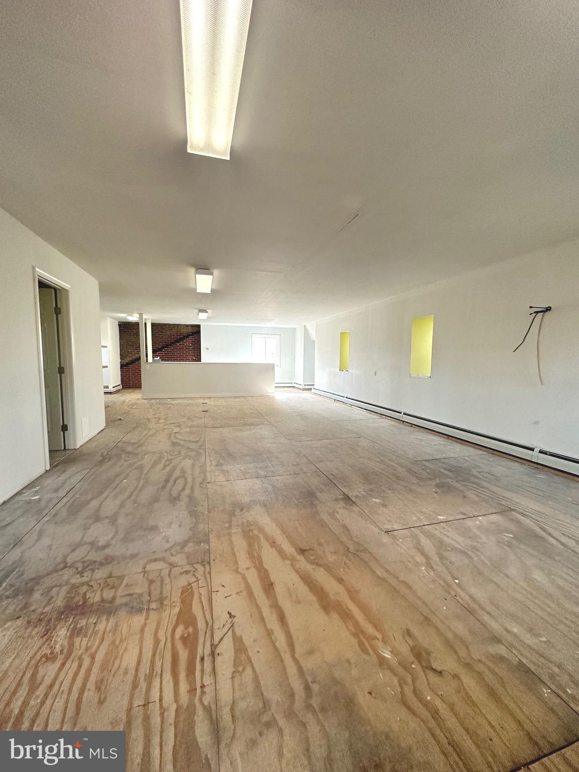 CLARKSVILLE HUNT - Residential