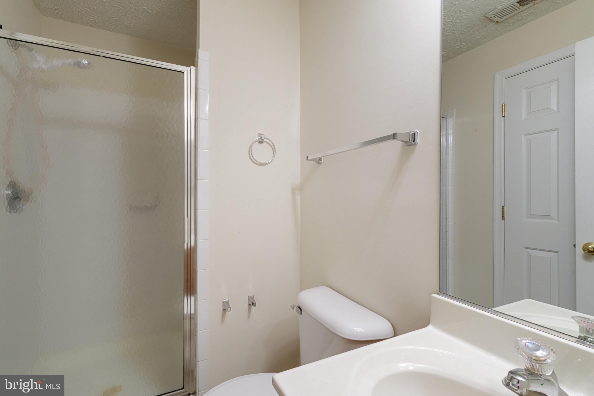 LAFAYETTE VILLAGE - Residential