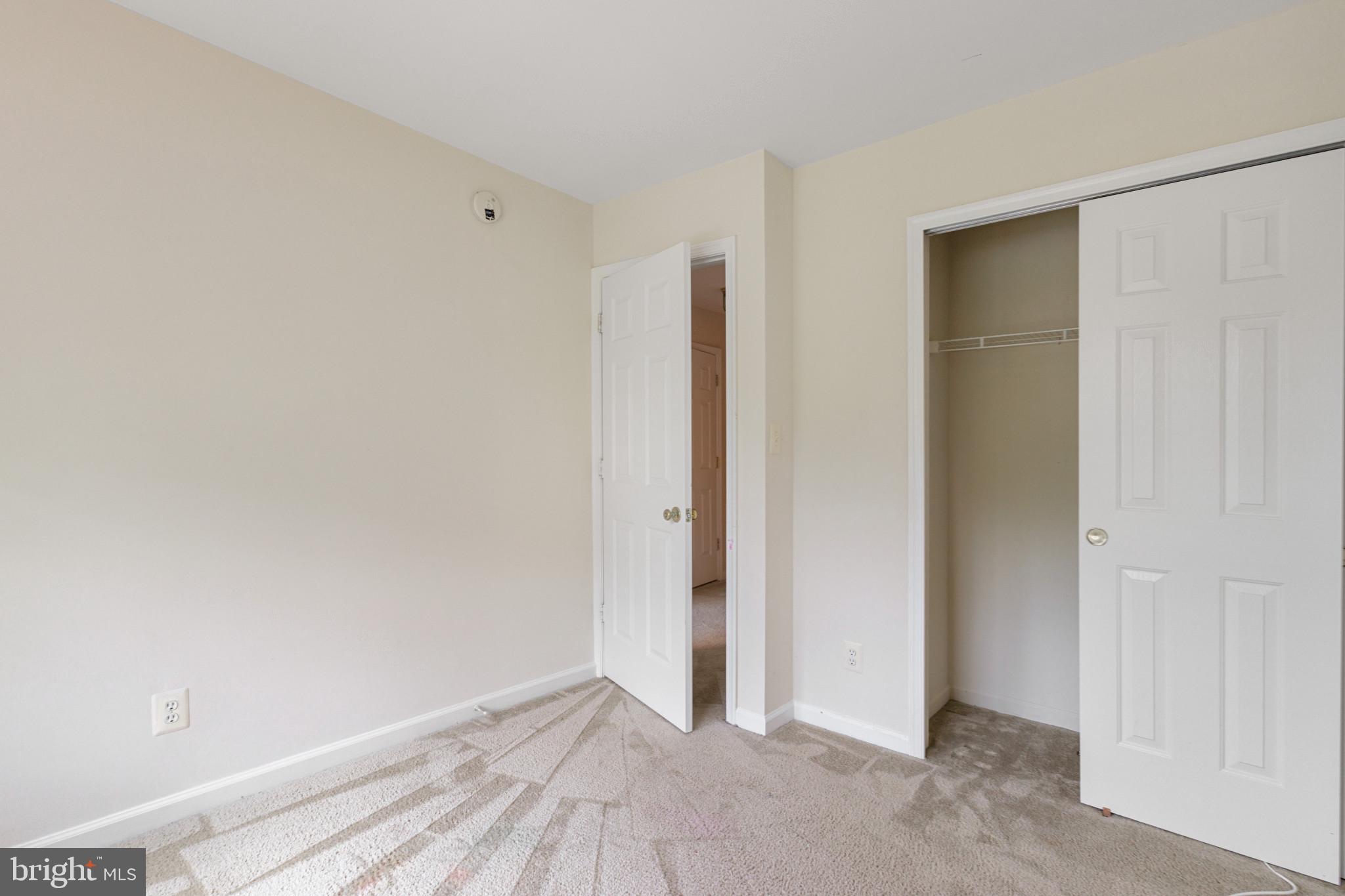 LAFAYETTE VILLAGE - Residential