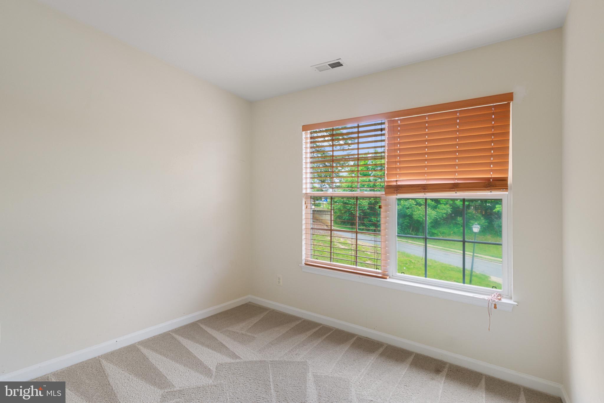 LAFAYETTE VILLAGE - Residential