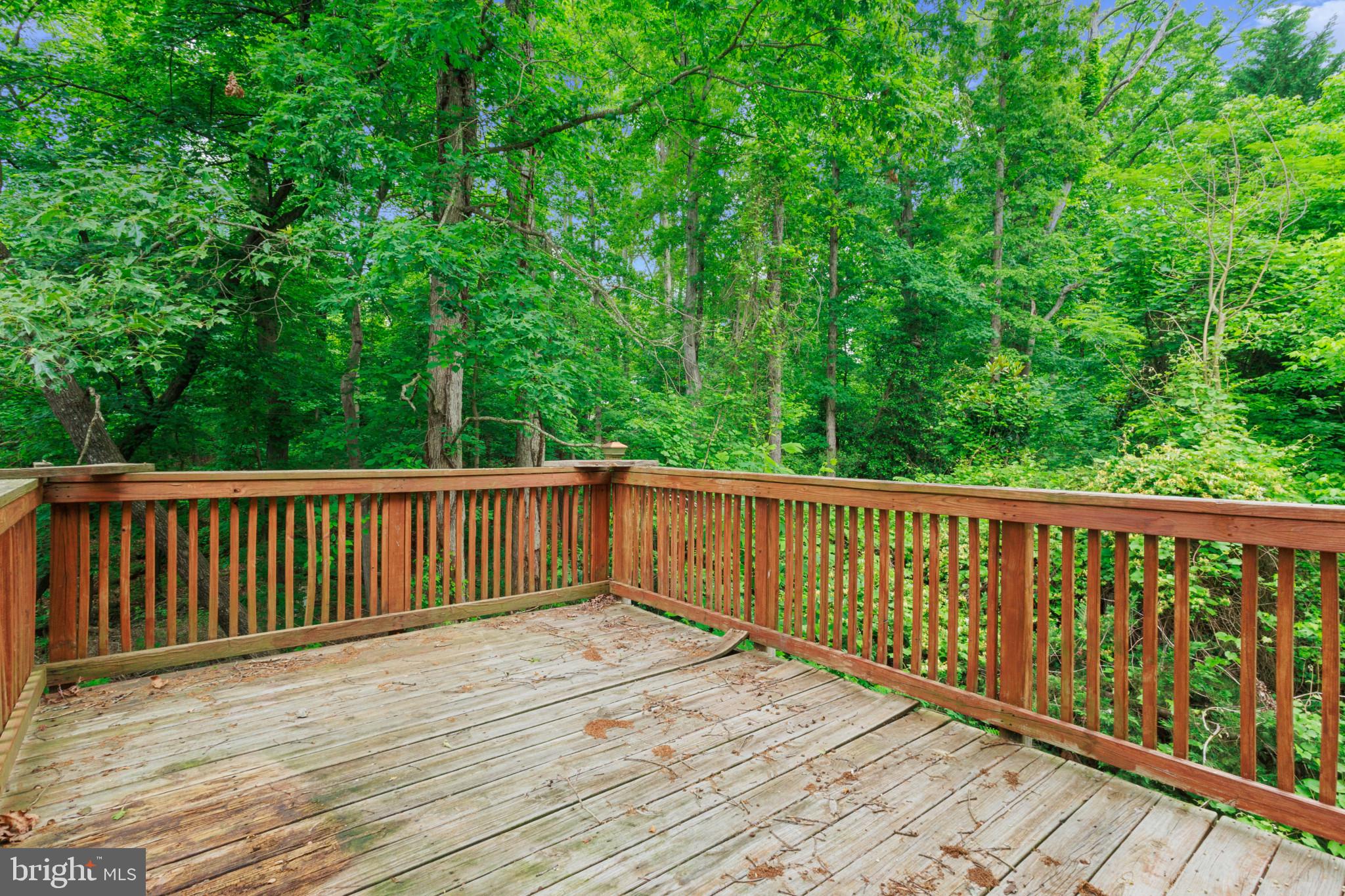 LAFAYETTE VILLAGE - Residential