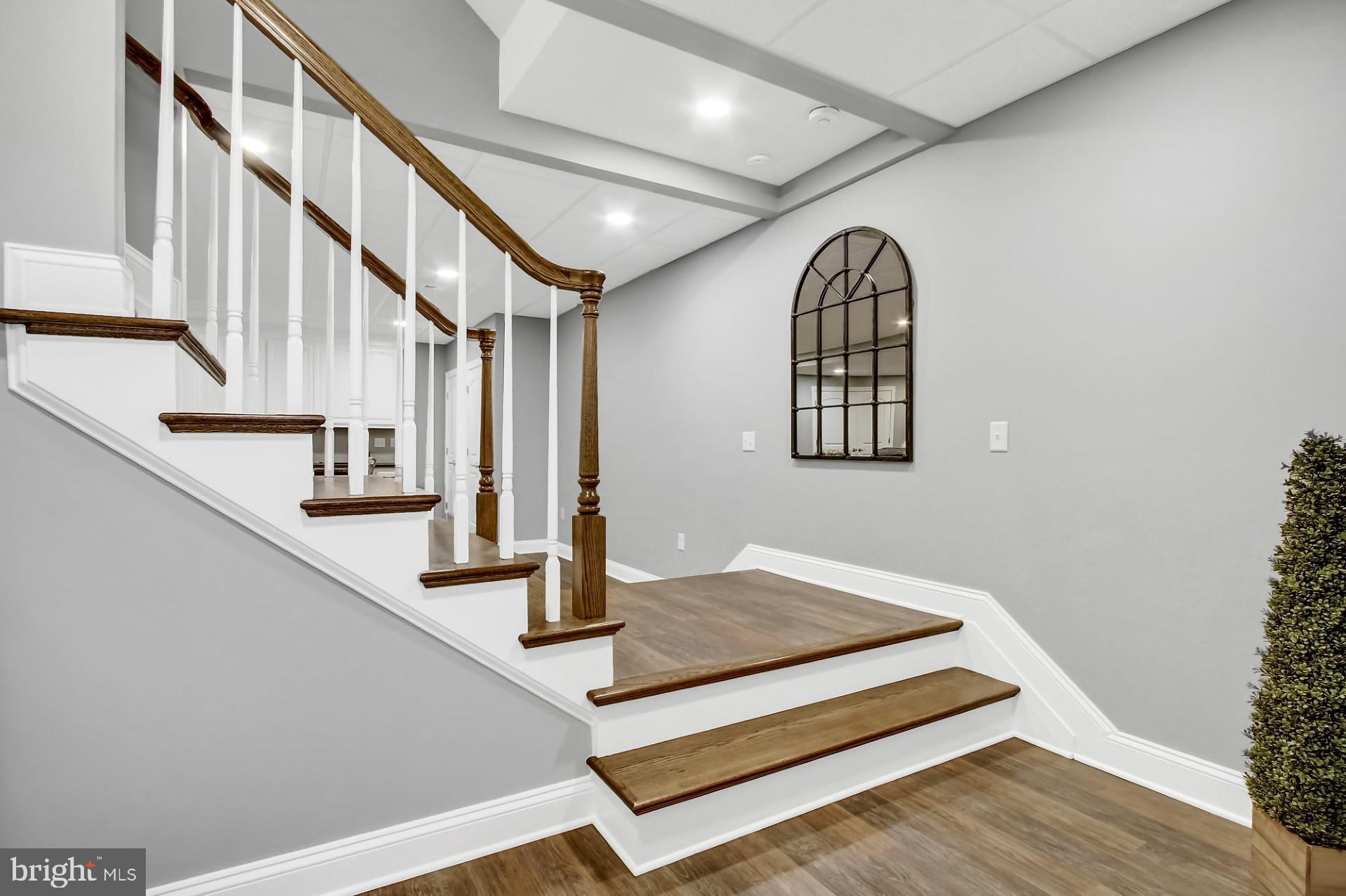 HIGH MEADOW - Residential