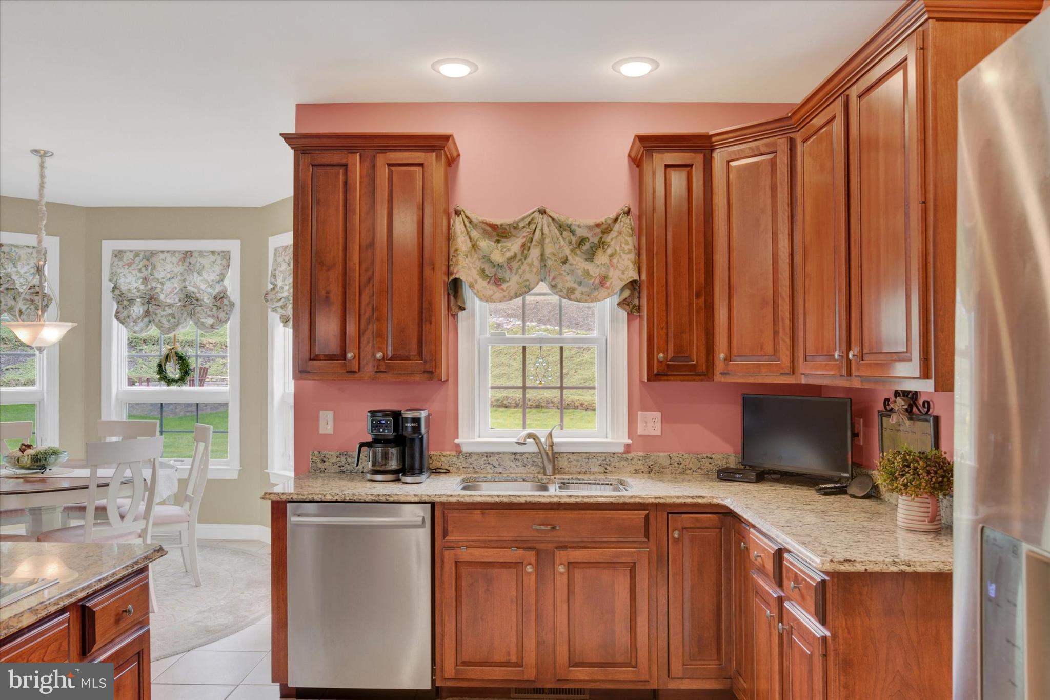 HIGH MEADOW - Residential