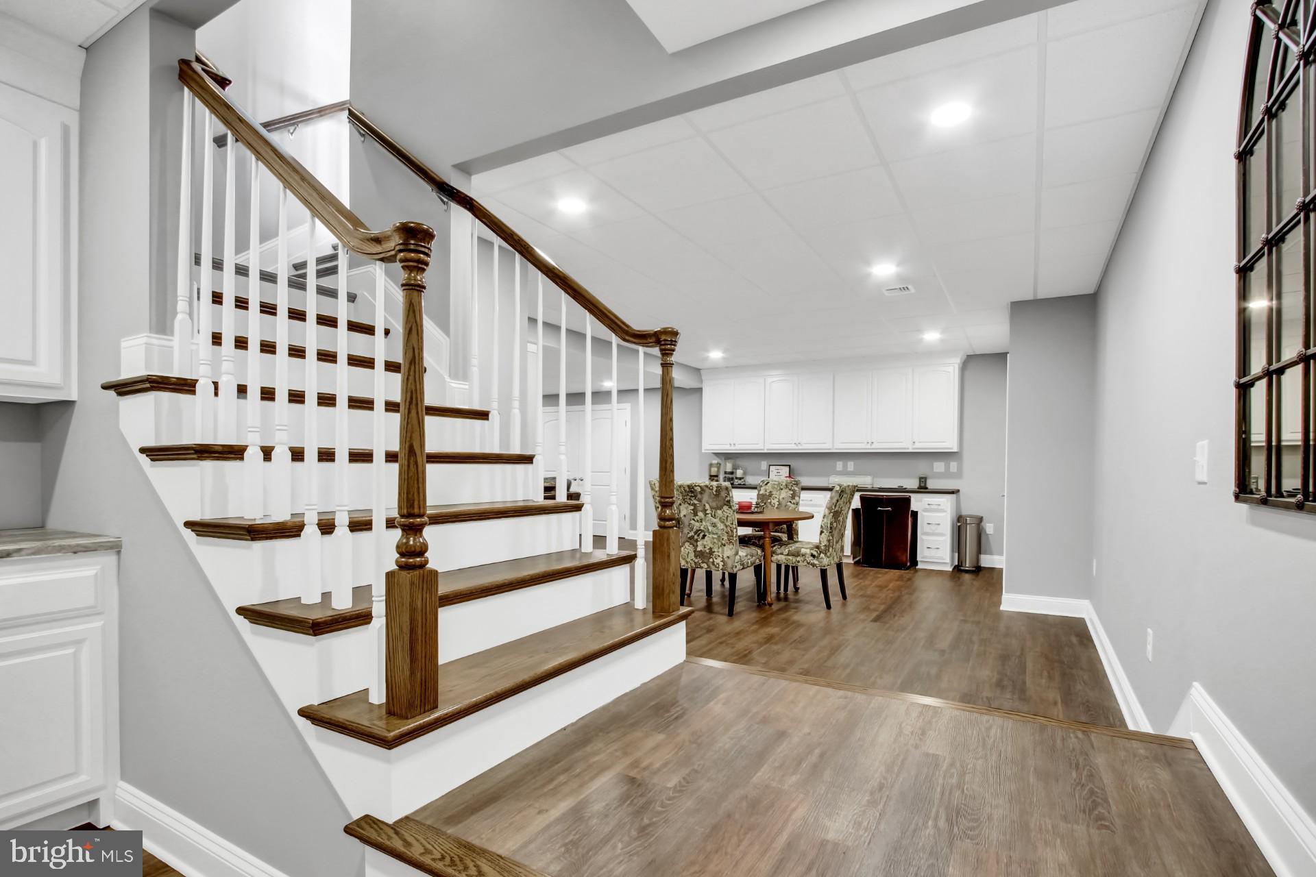 HIGH MEADOW - Residential