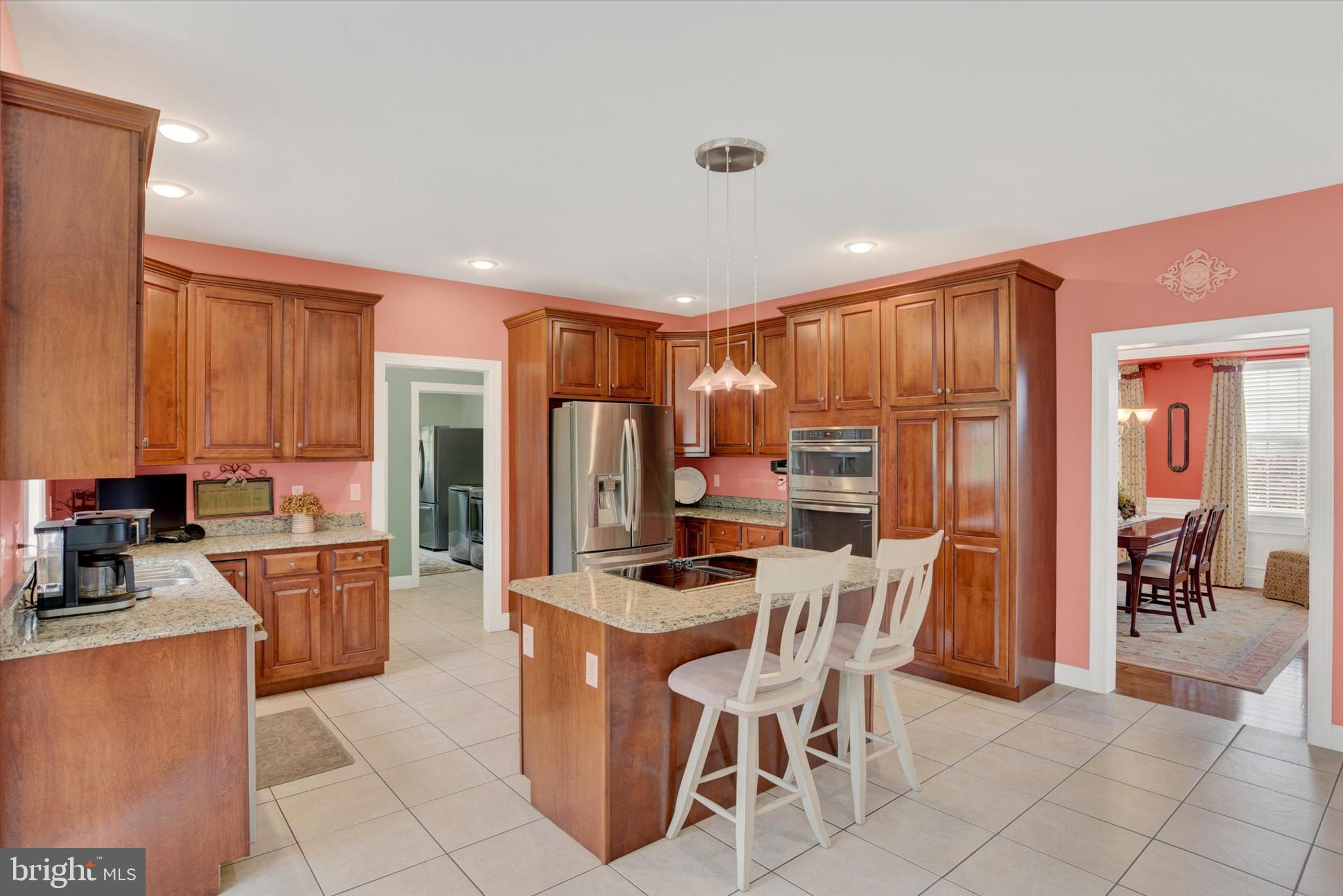 HIGH MEADOW - Residential